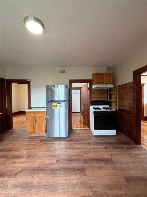 61 Kent St #2 — photo