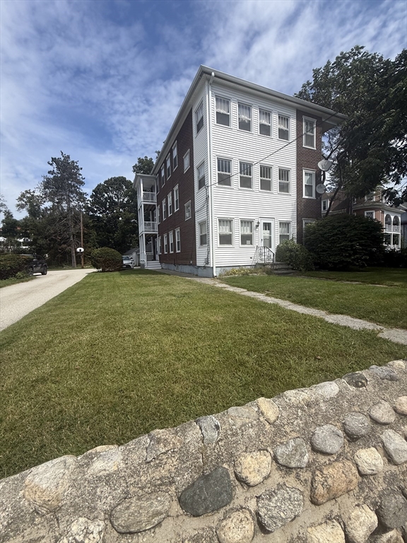 77 Lake St #1 — photo