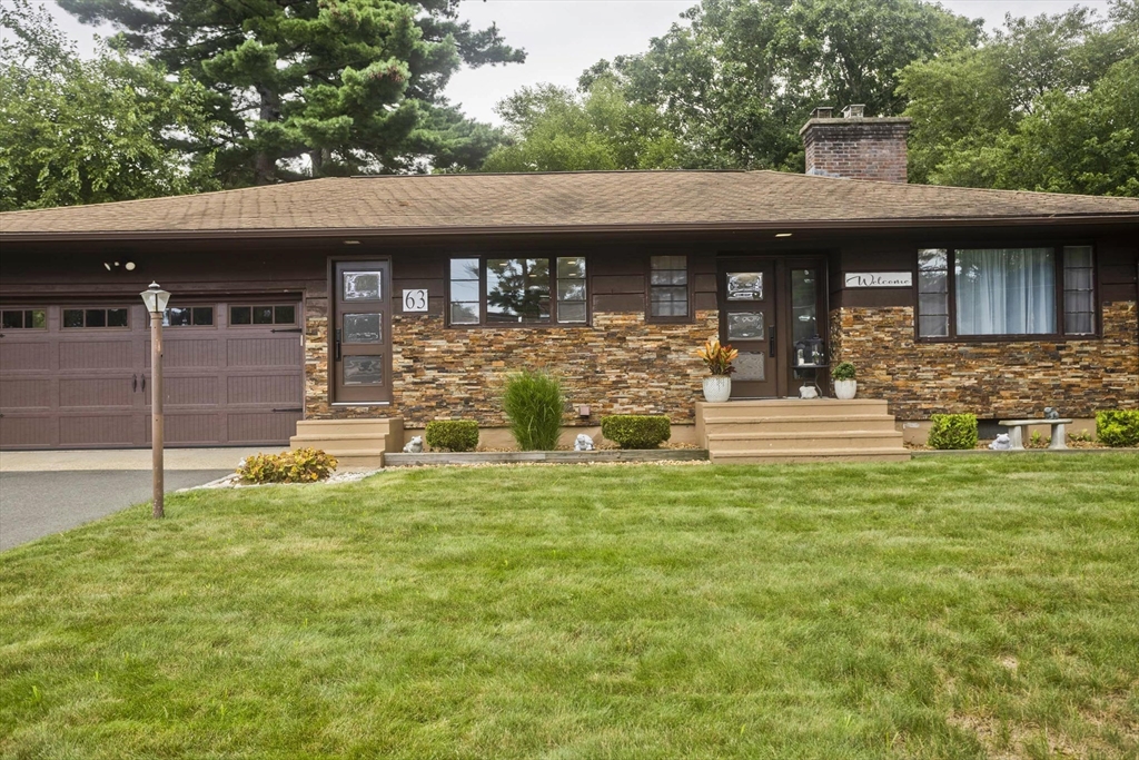 63 Pine Acre Rd — photo