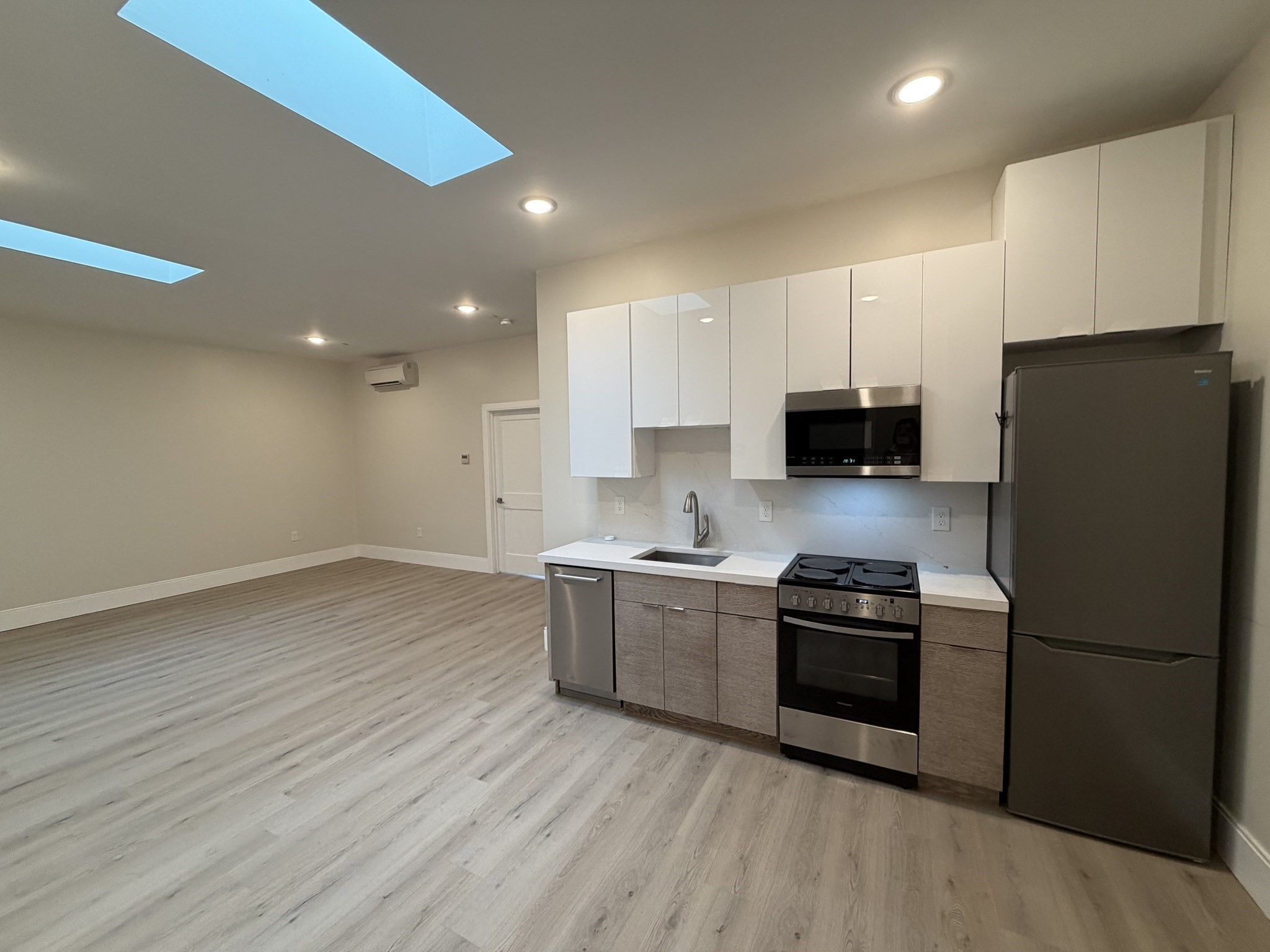 66 Emerson St #303 — photo