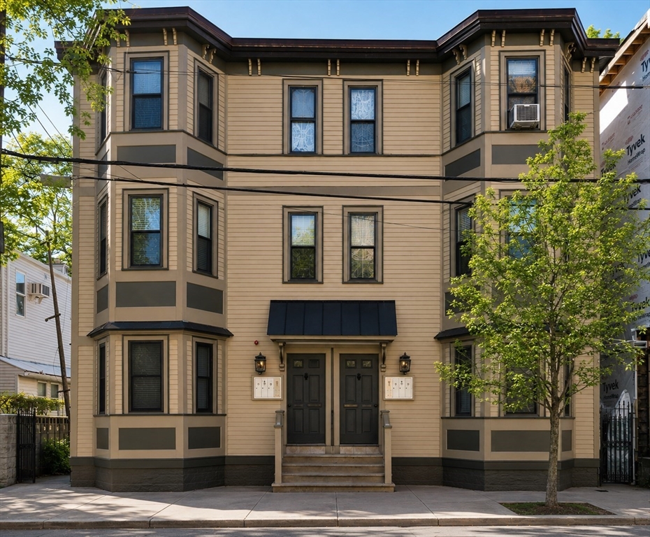 62 Hurley St #3 — photo