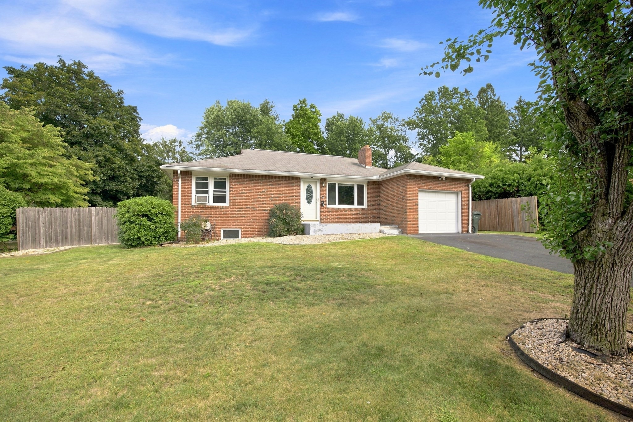 63 Martel Road, Springfield, MA 01119 — photo 2