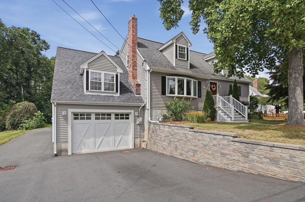 17 Dartmouth Drive — photo