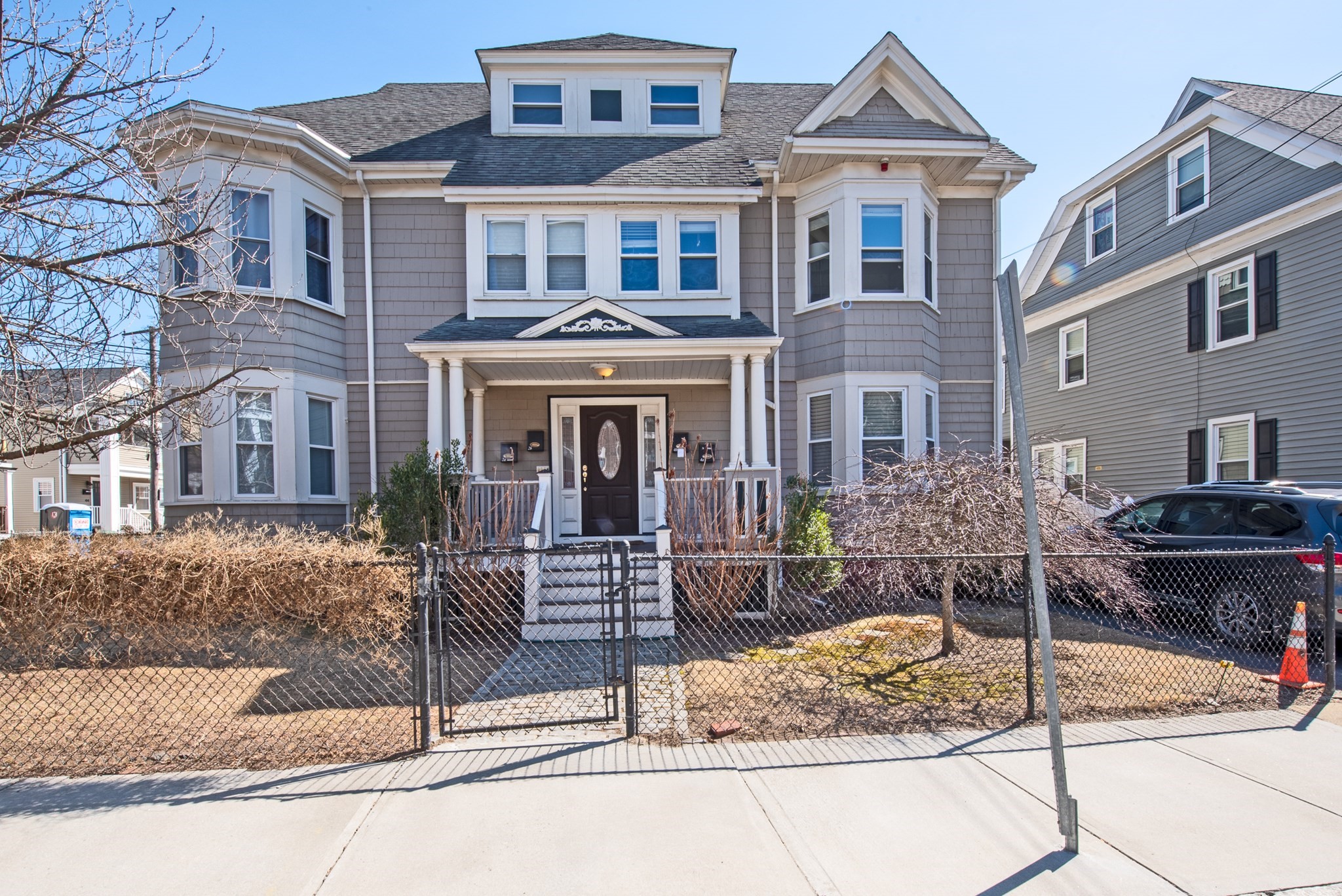 2-4 Holton St #B — photo