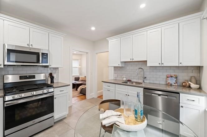 17 Belmont St #1 — photo