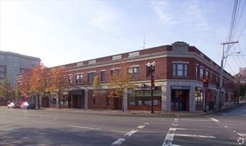 1147 Hancock Street 215/216 — photo