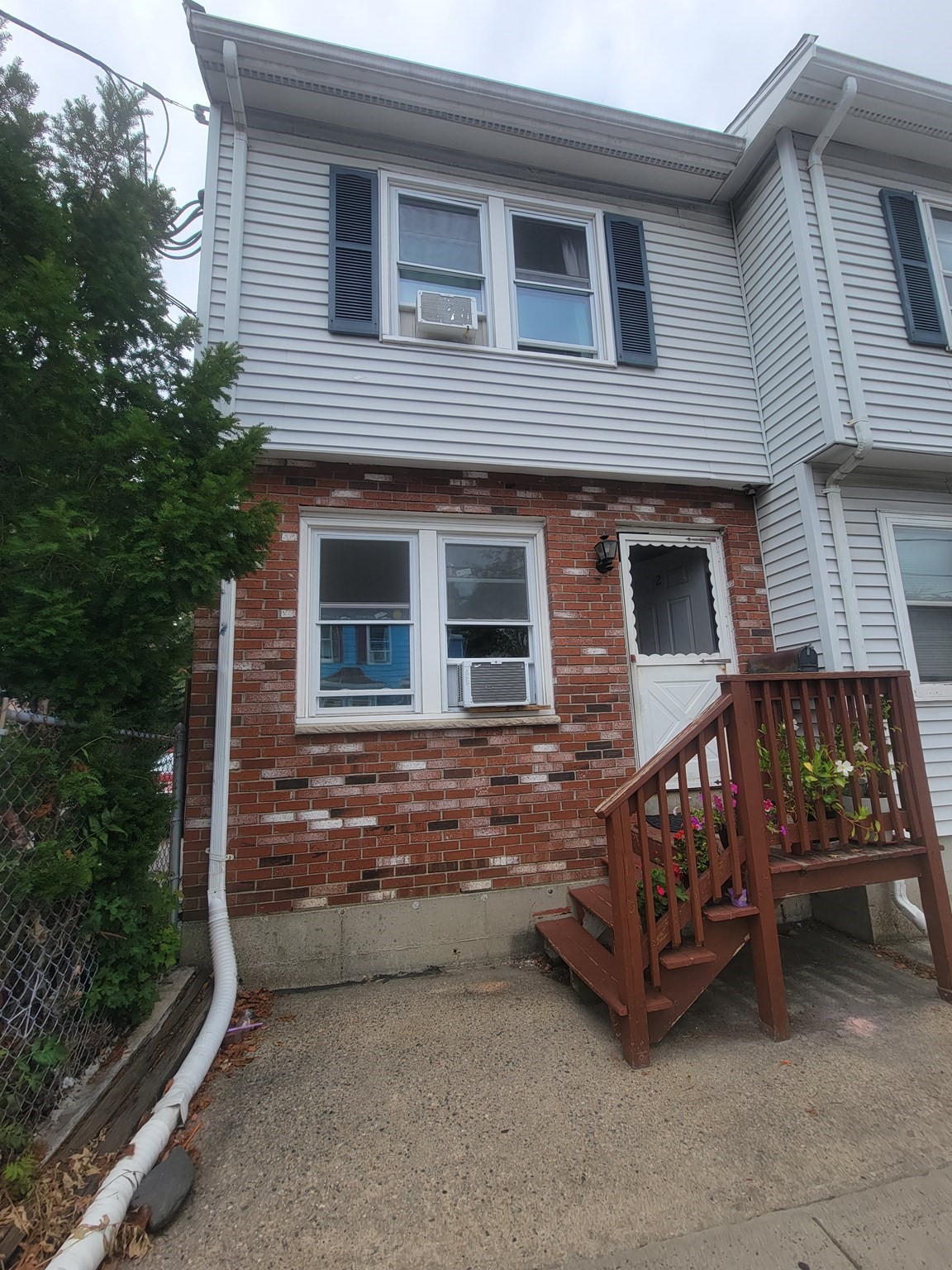 2 Eden St #2 — photo