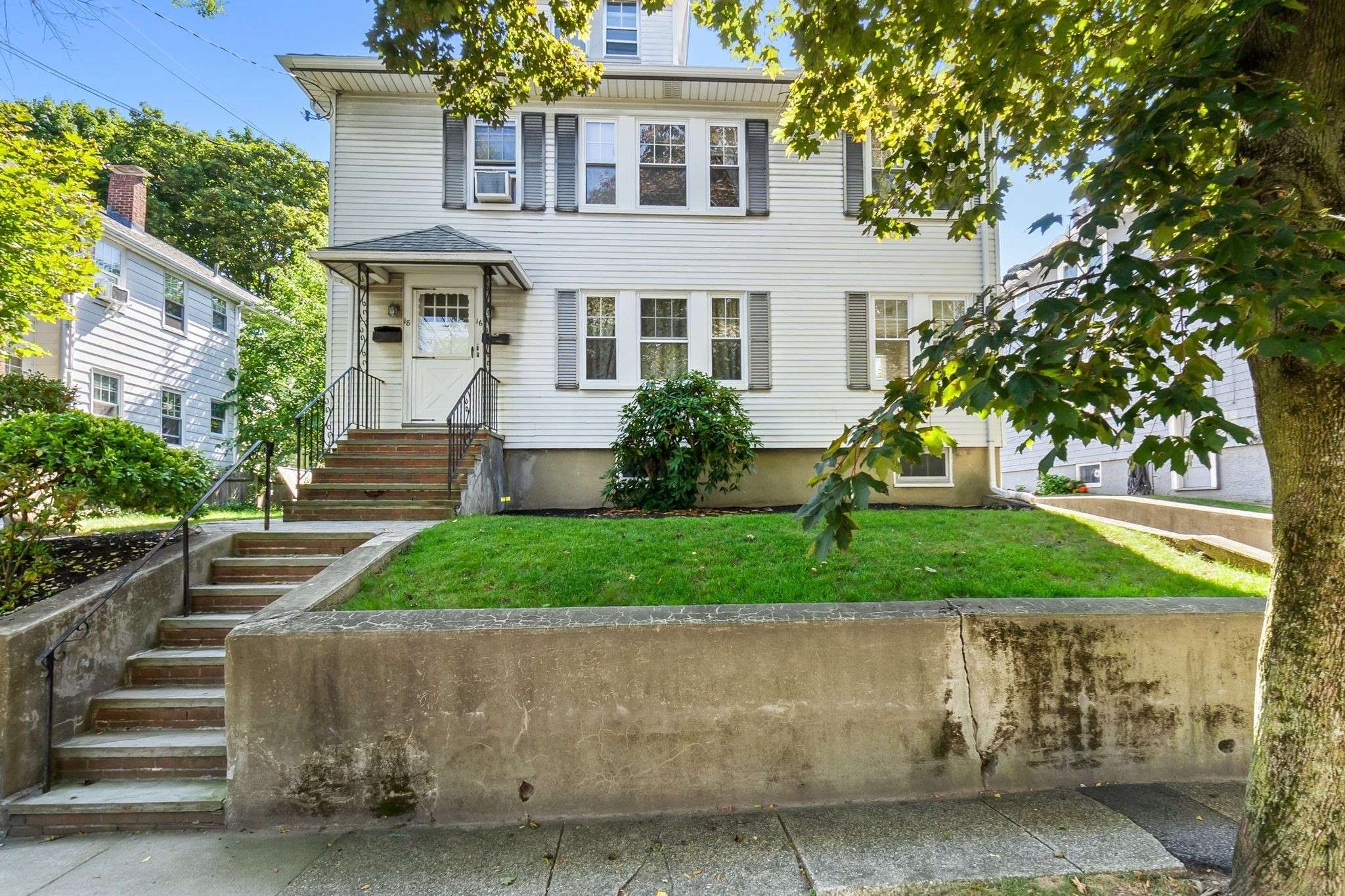 16 Harding Ave #16 — photo