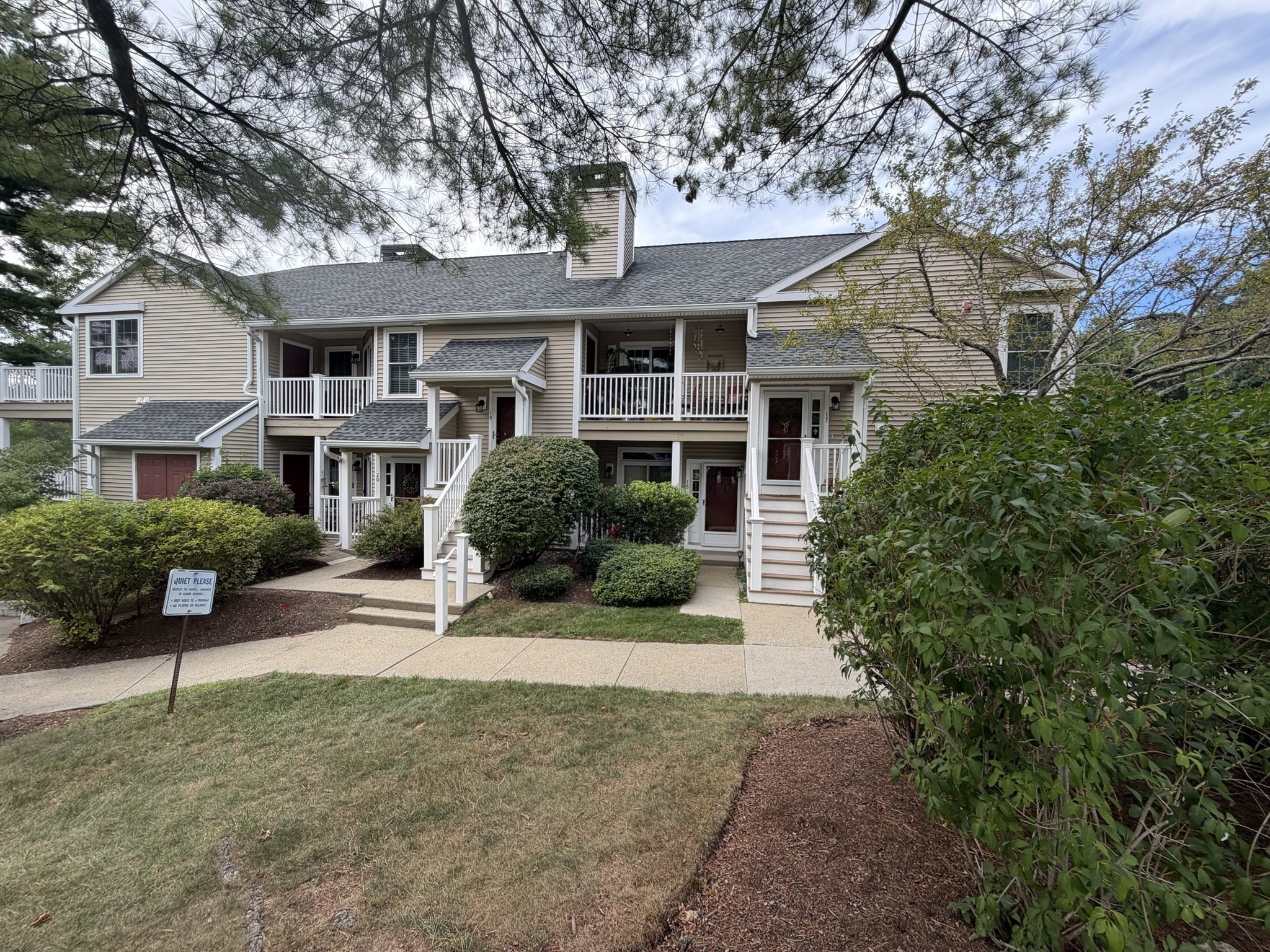 18 Devon Commons Lane #18 — photo