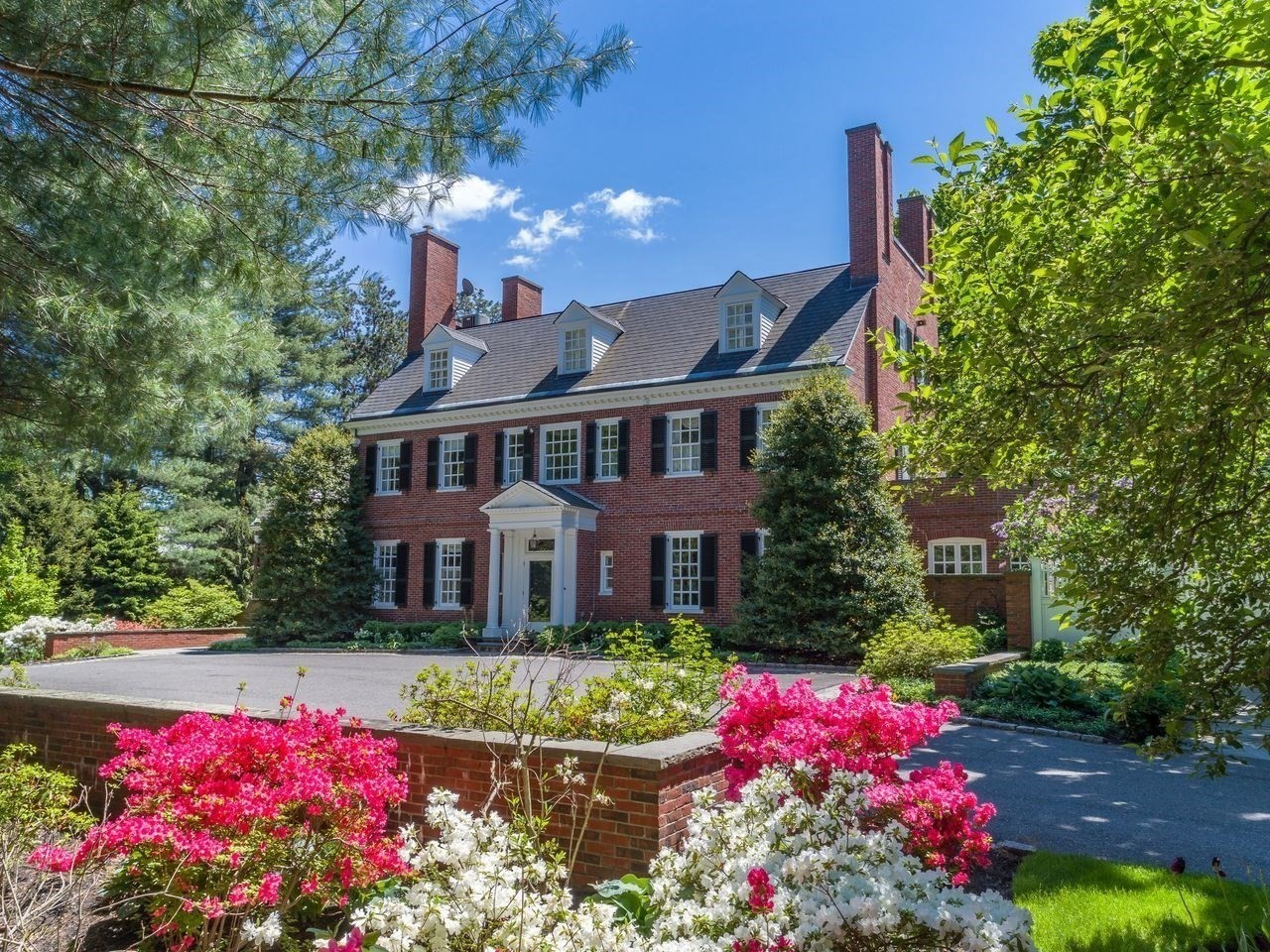 71 Sears Road, Brookline, MA 02445 — photo 2