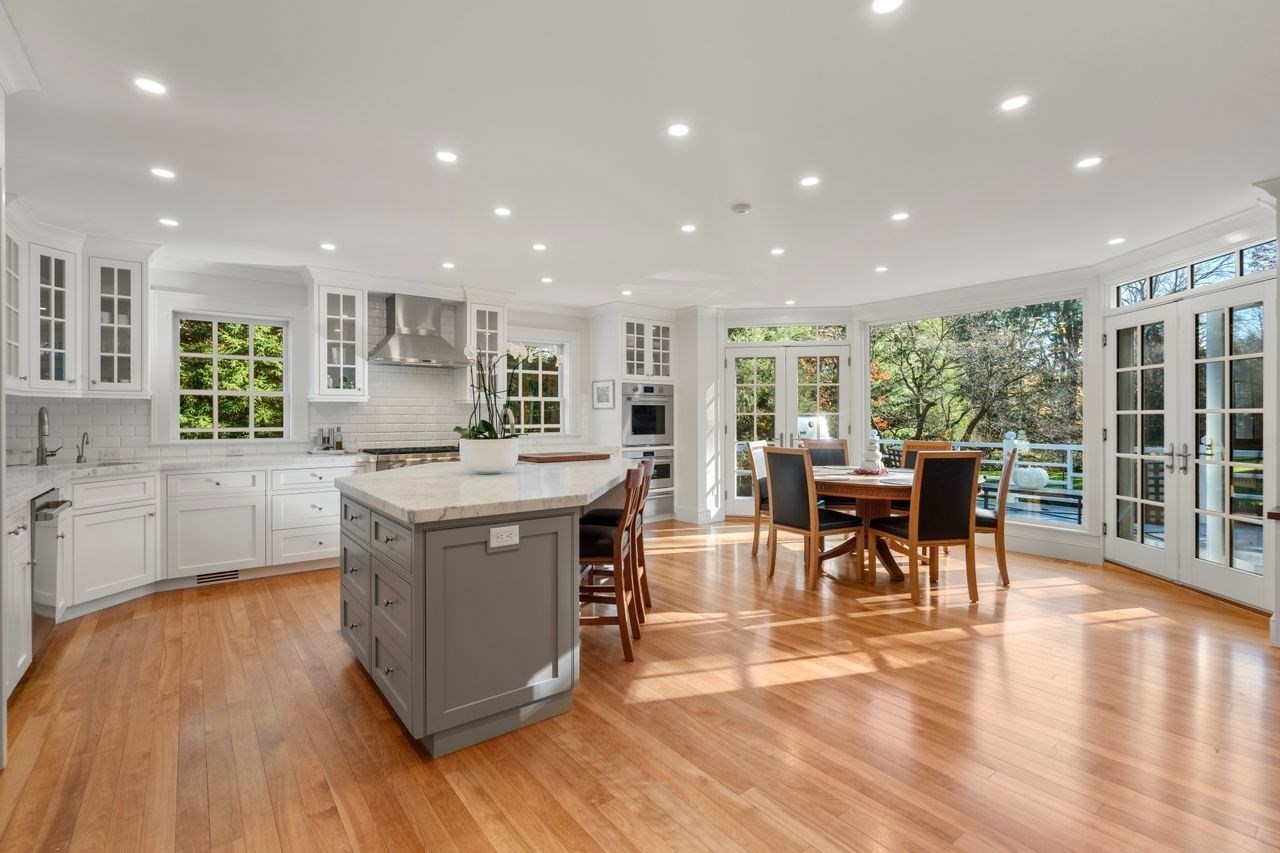 71 Sears Road, Brookline, MA 02445 — photo 3