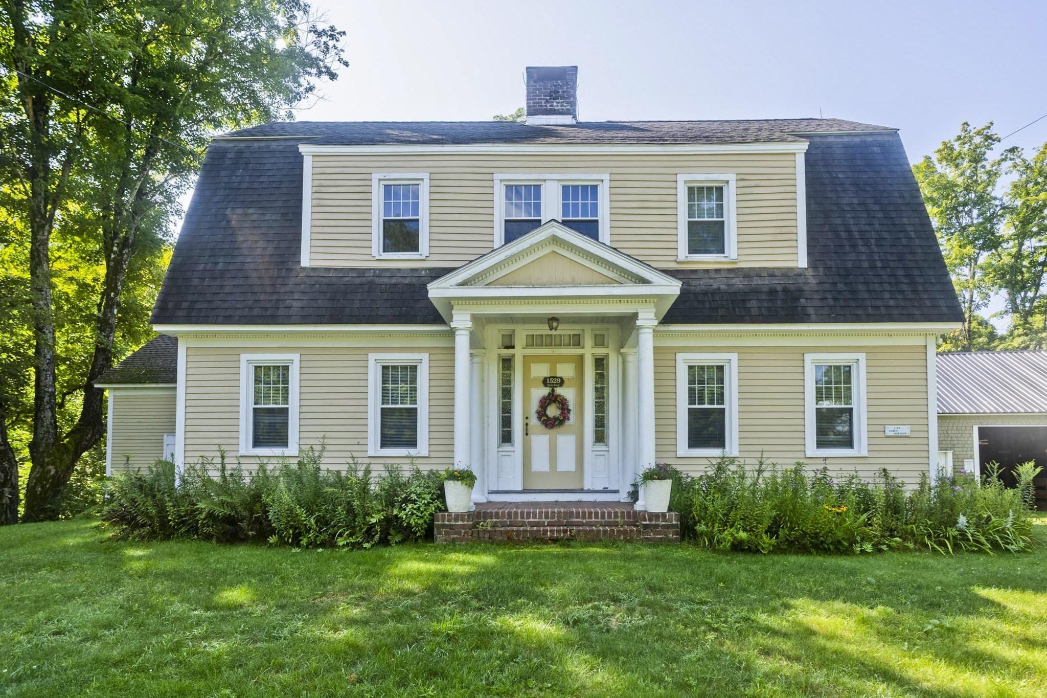 1529 Main Rd — photo
