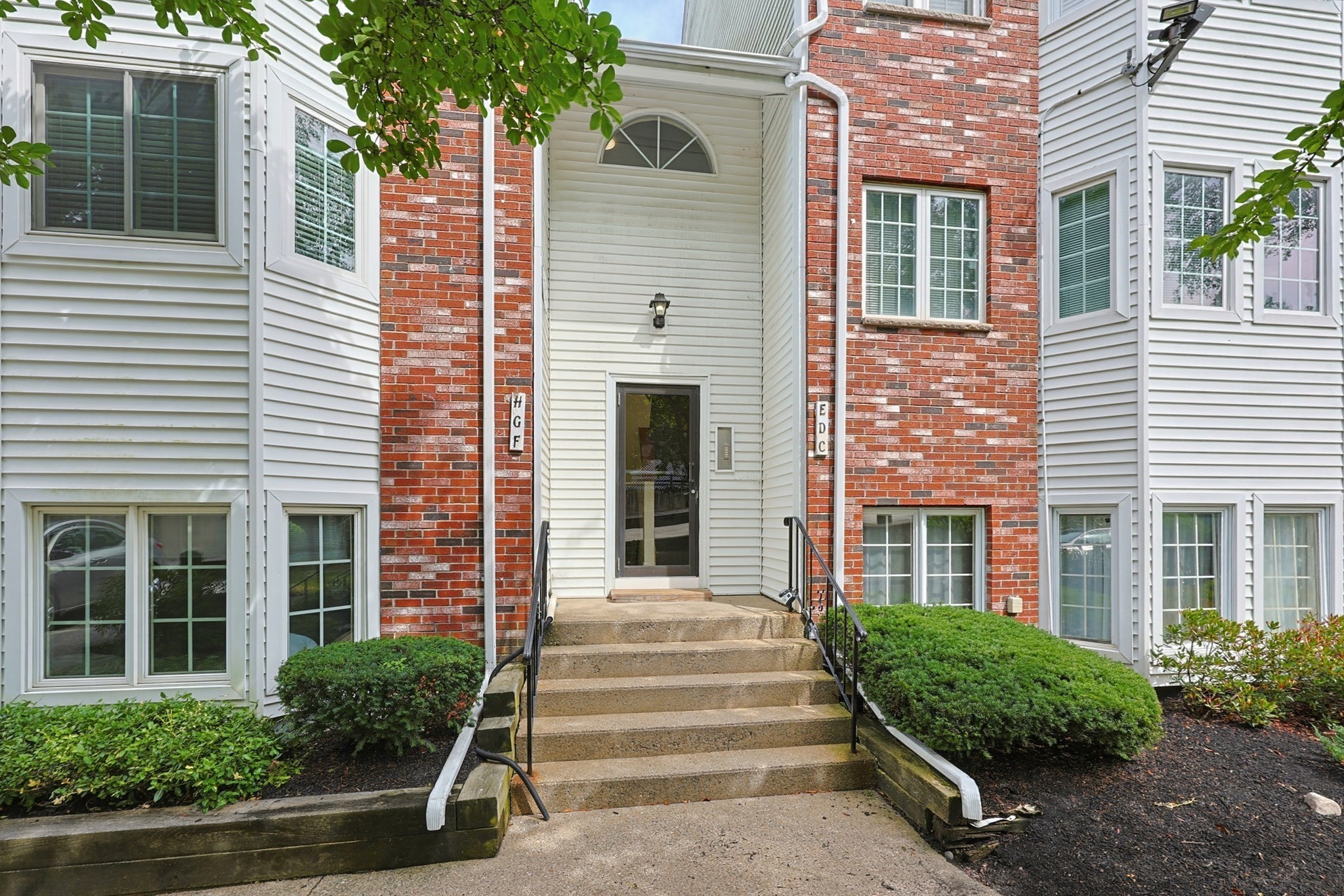 117 Tall Oaks Dr #G — photo