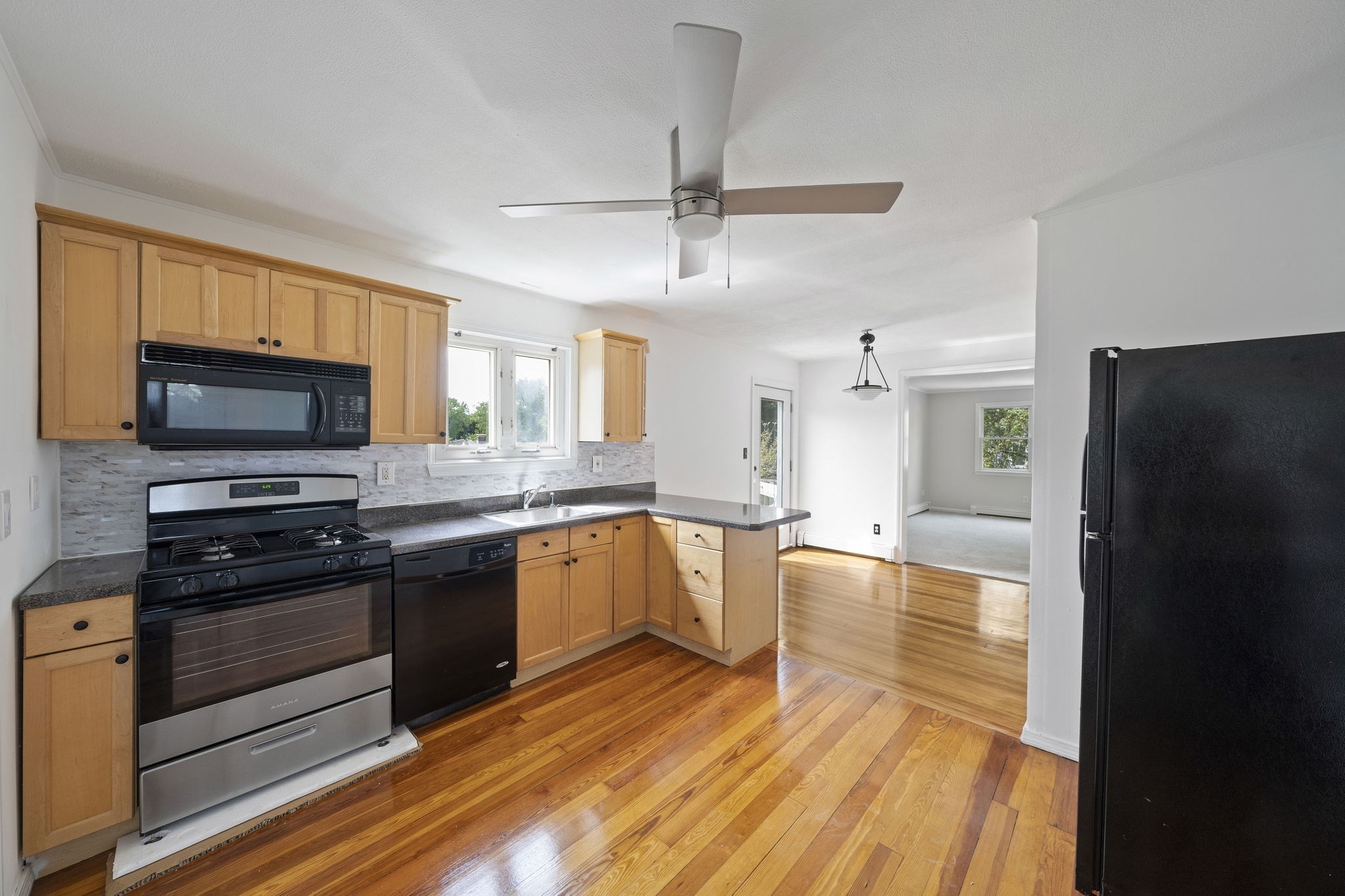 54 Concord Ave #2 — photo