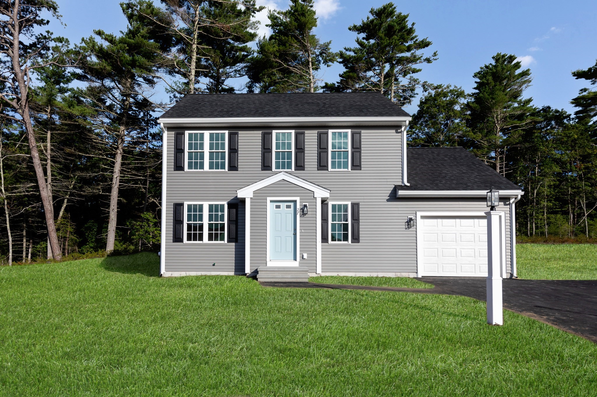 25 Bumblebee Dr — photo