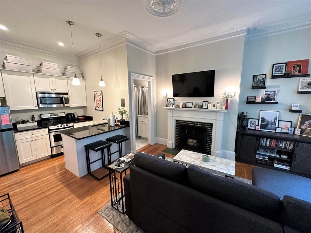 7 Hereford St. #5 — photo