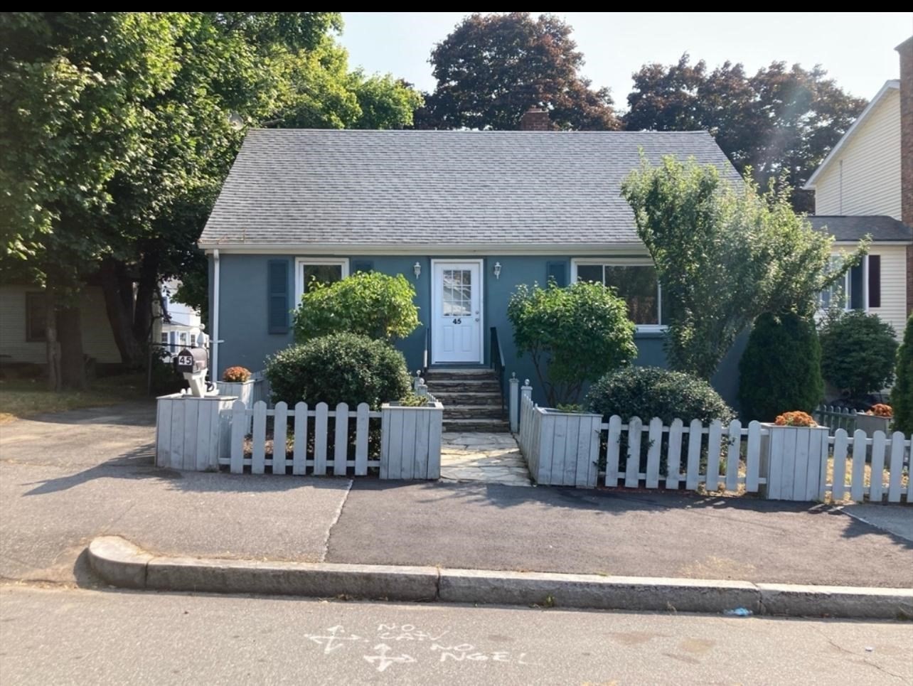 45 Pilgrim Ave — photo