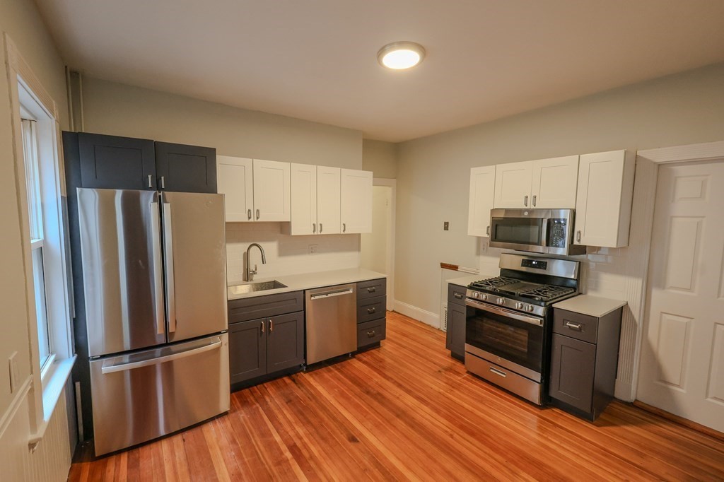 72 Ridgewood Street #2, Boston, MA 02122