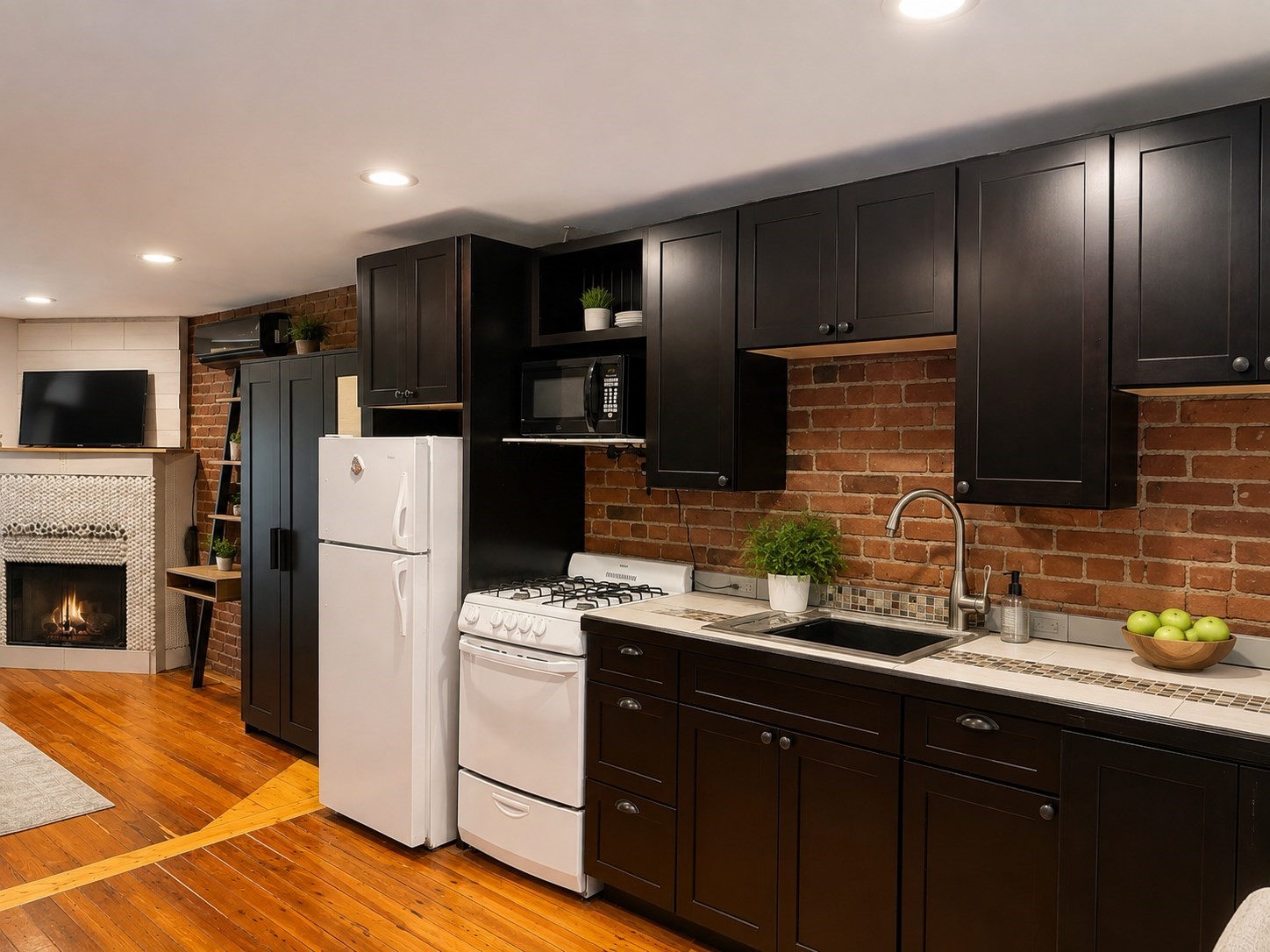 99A Prince St #4 — photo