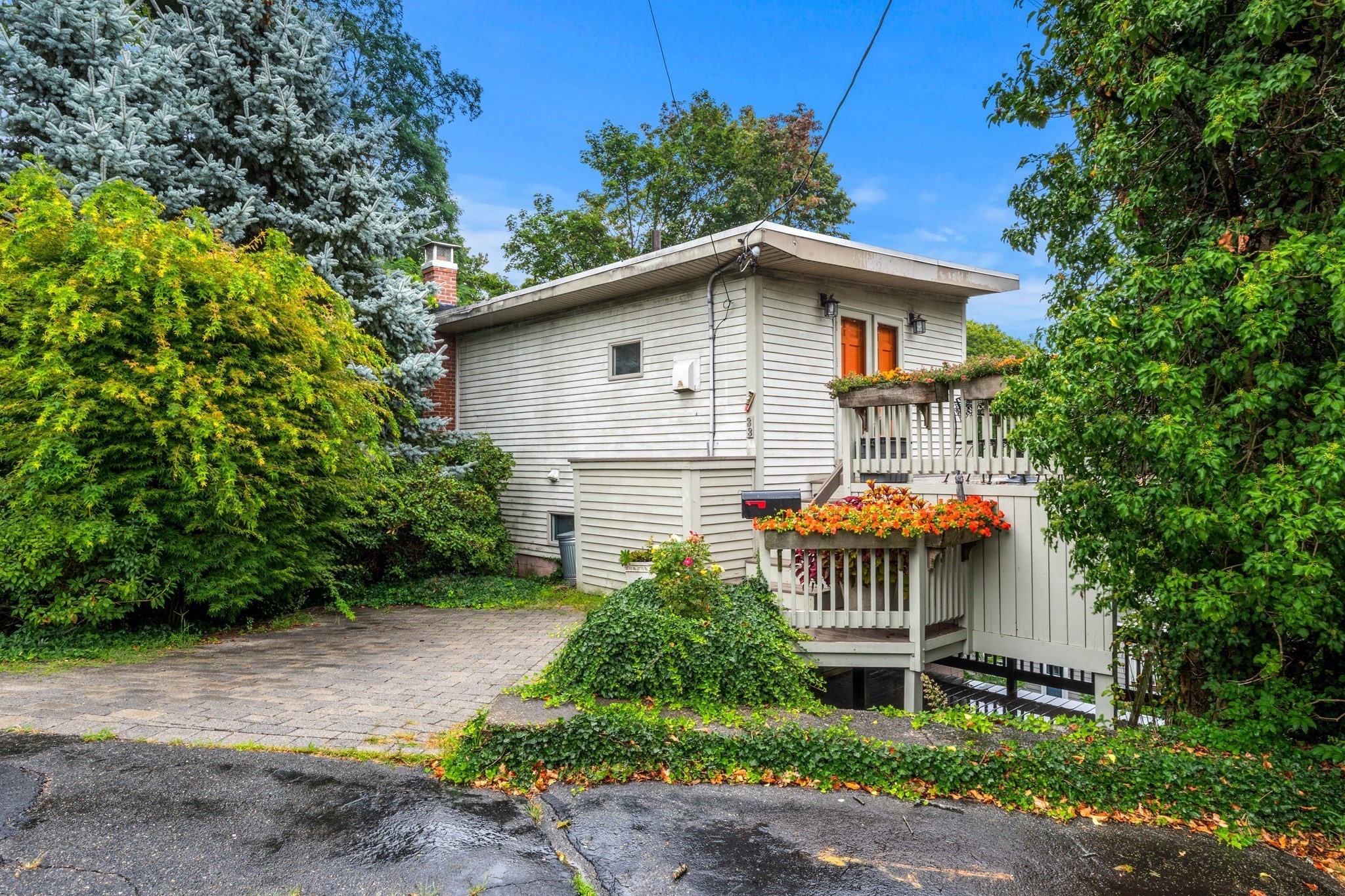 33 Stony Brook Rd. — photo