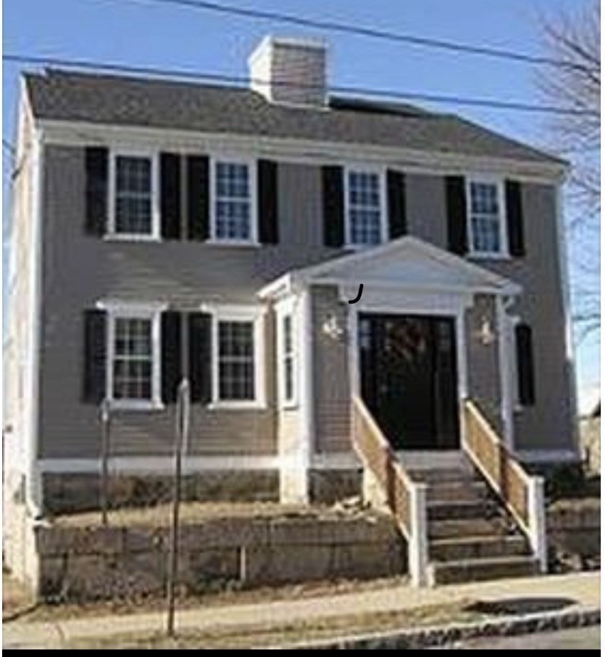 16 Middle St — photo