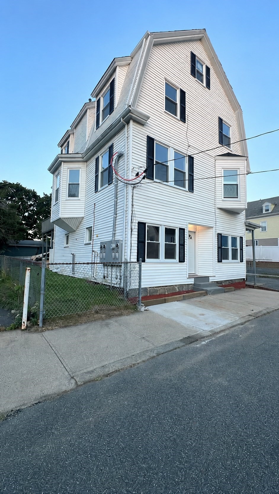 2 Osborne #1 — photo