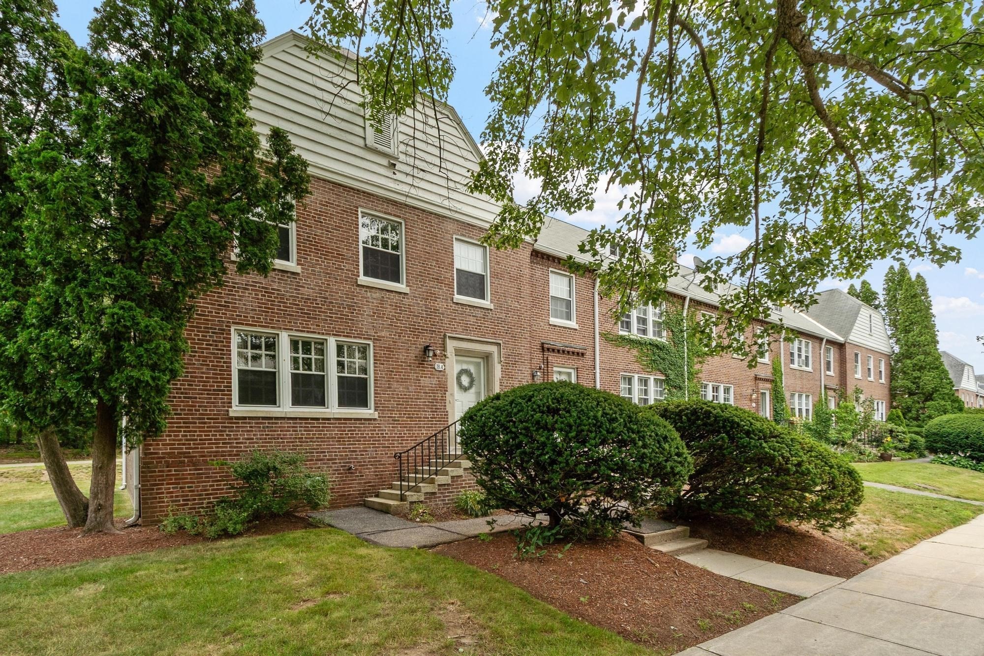 18 Bates #a — photo