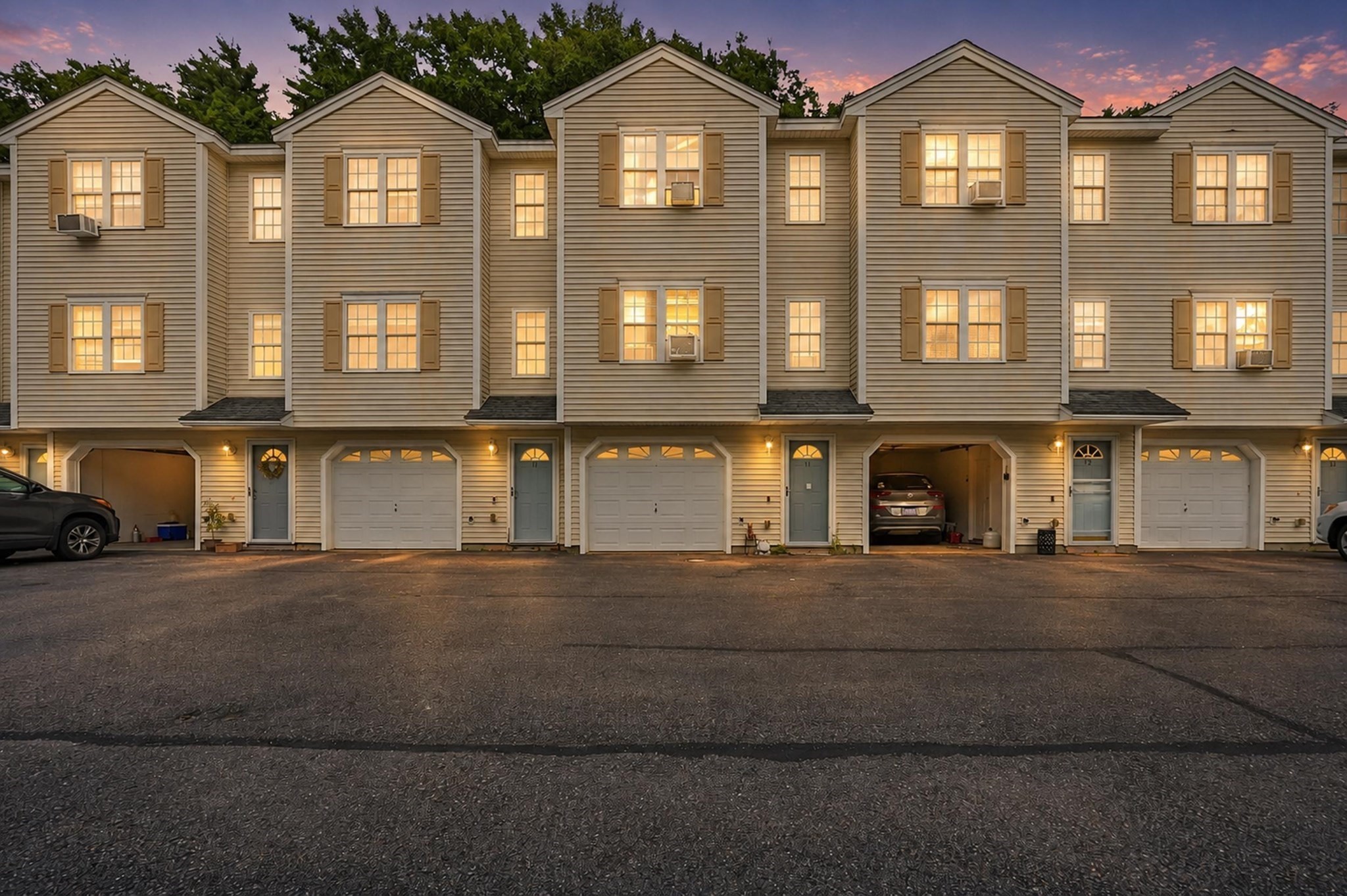 350 Riverbend St #111 — photo