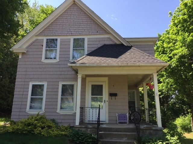 9 East Walnut St — photo