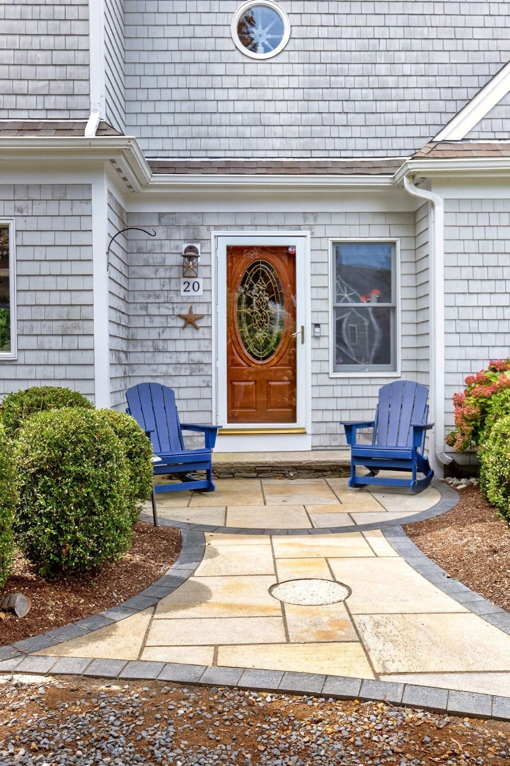 20 Circle Drive — photo