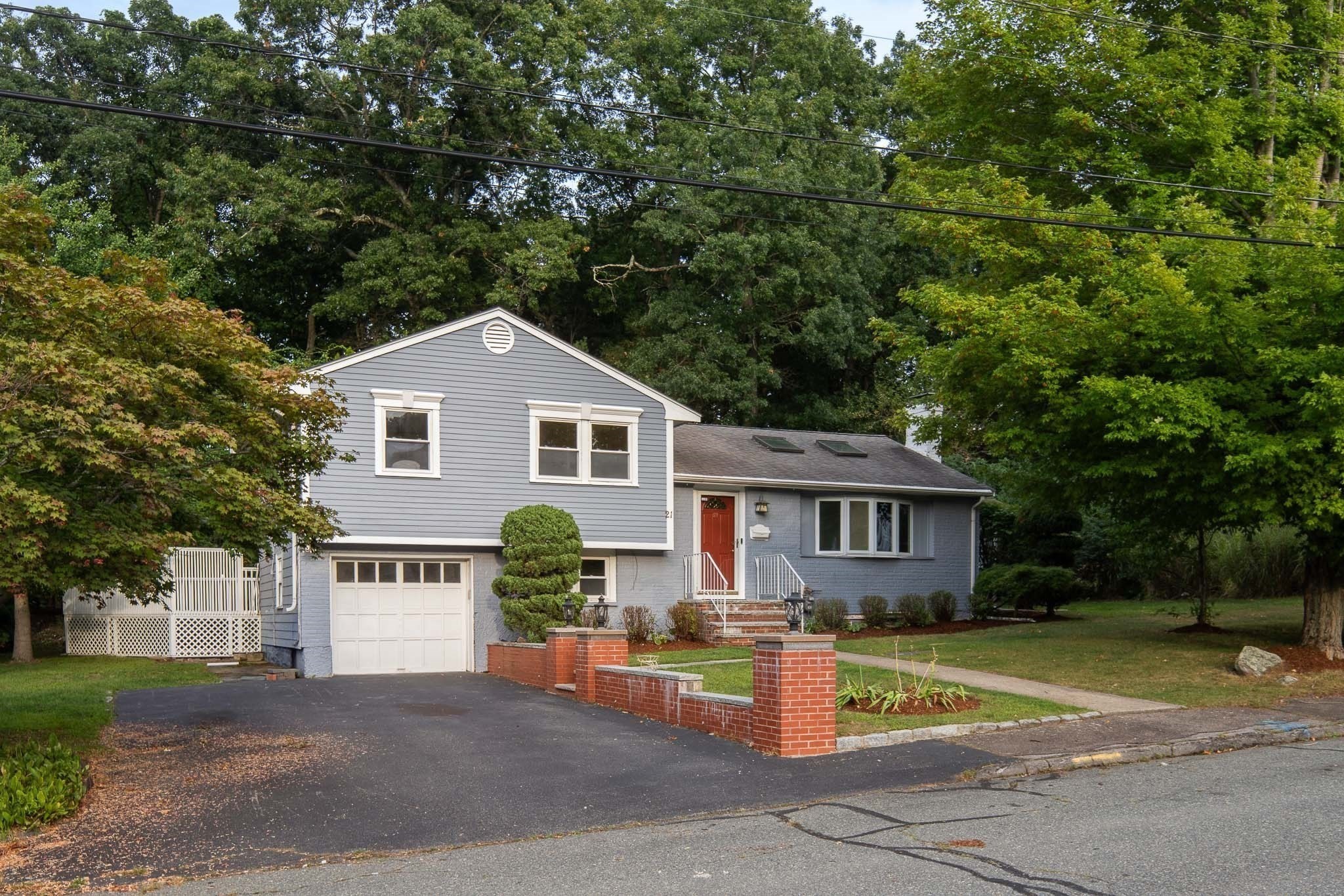 21 Turner Dr — photo