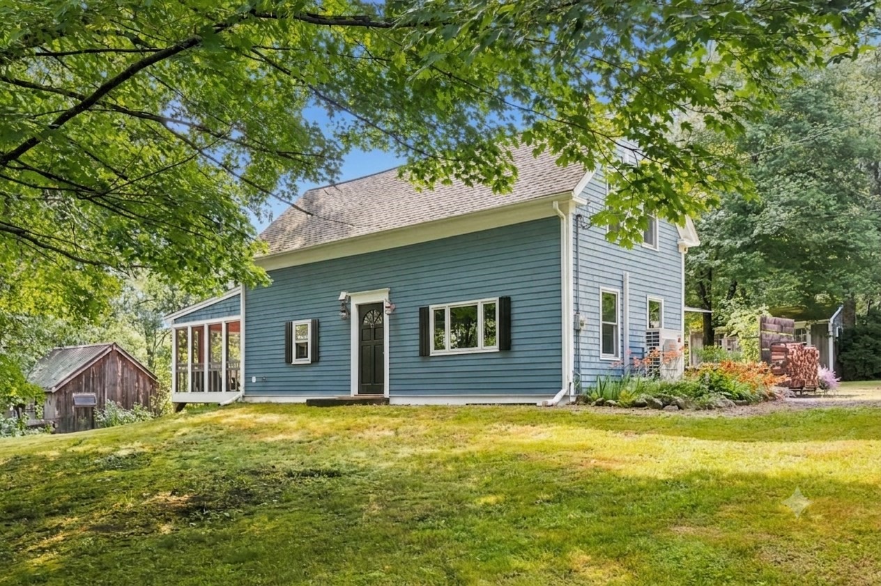 17 Spring Hill Rd — photo