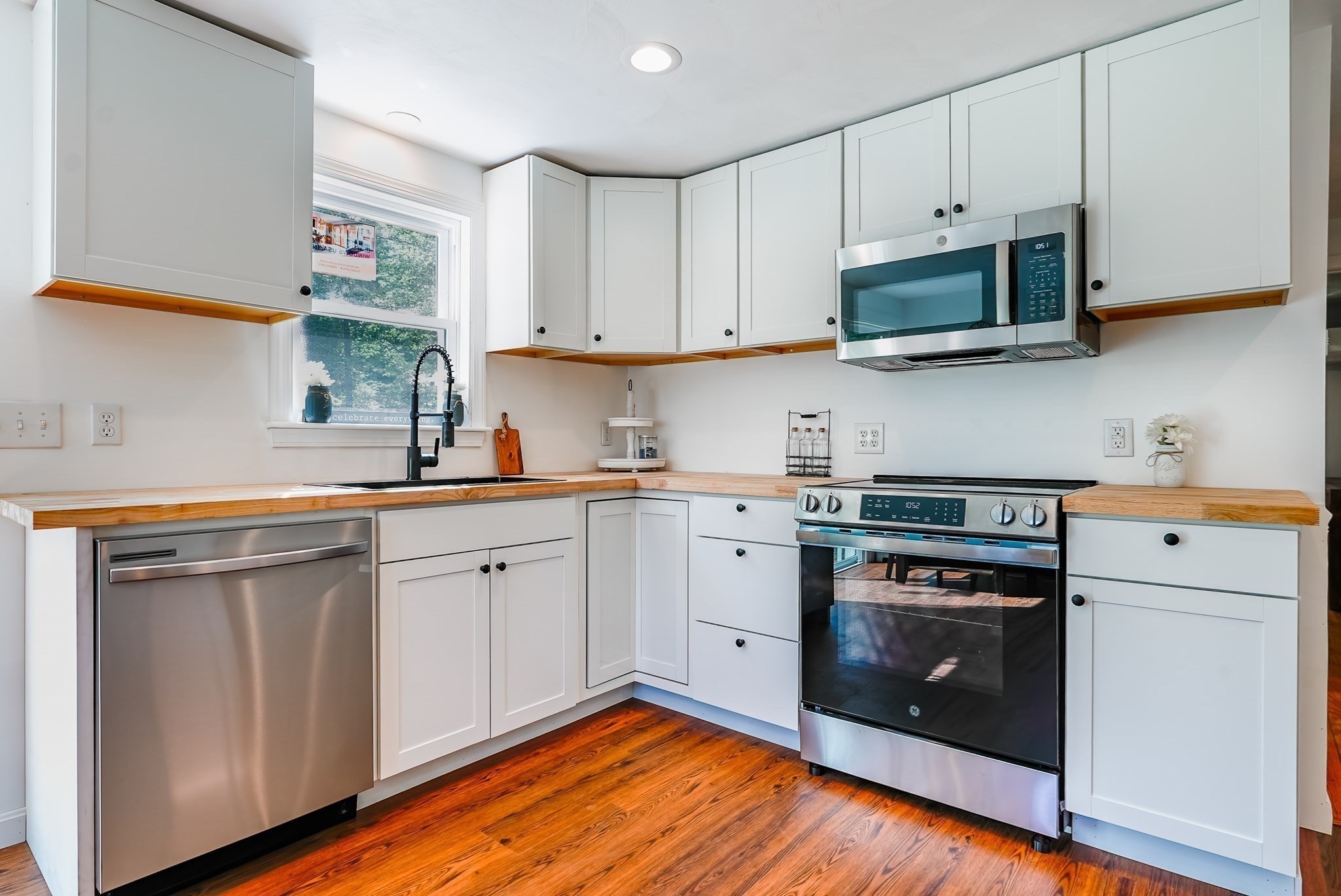 8 Tabor Lane, Rochester, MA 02770 — photo 3