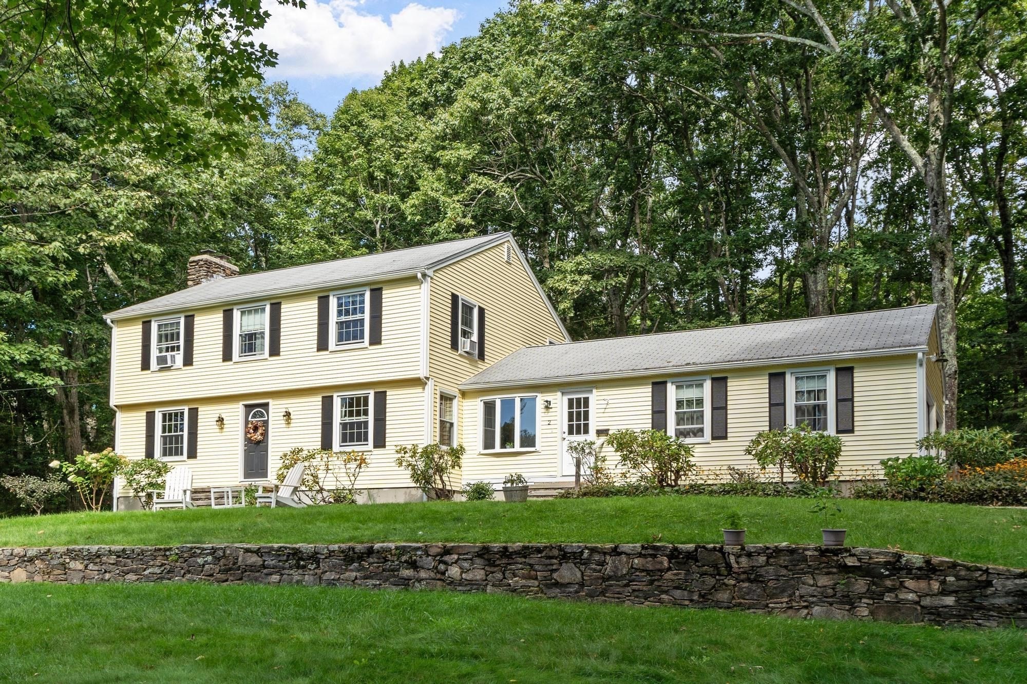2 Nipmuc Rd — photo