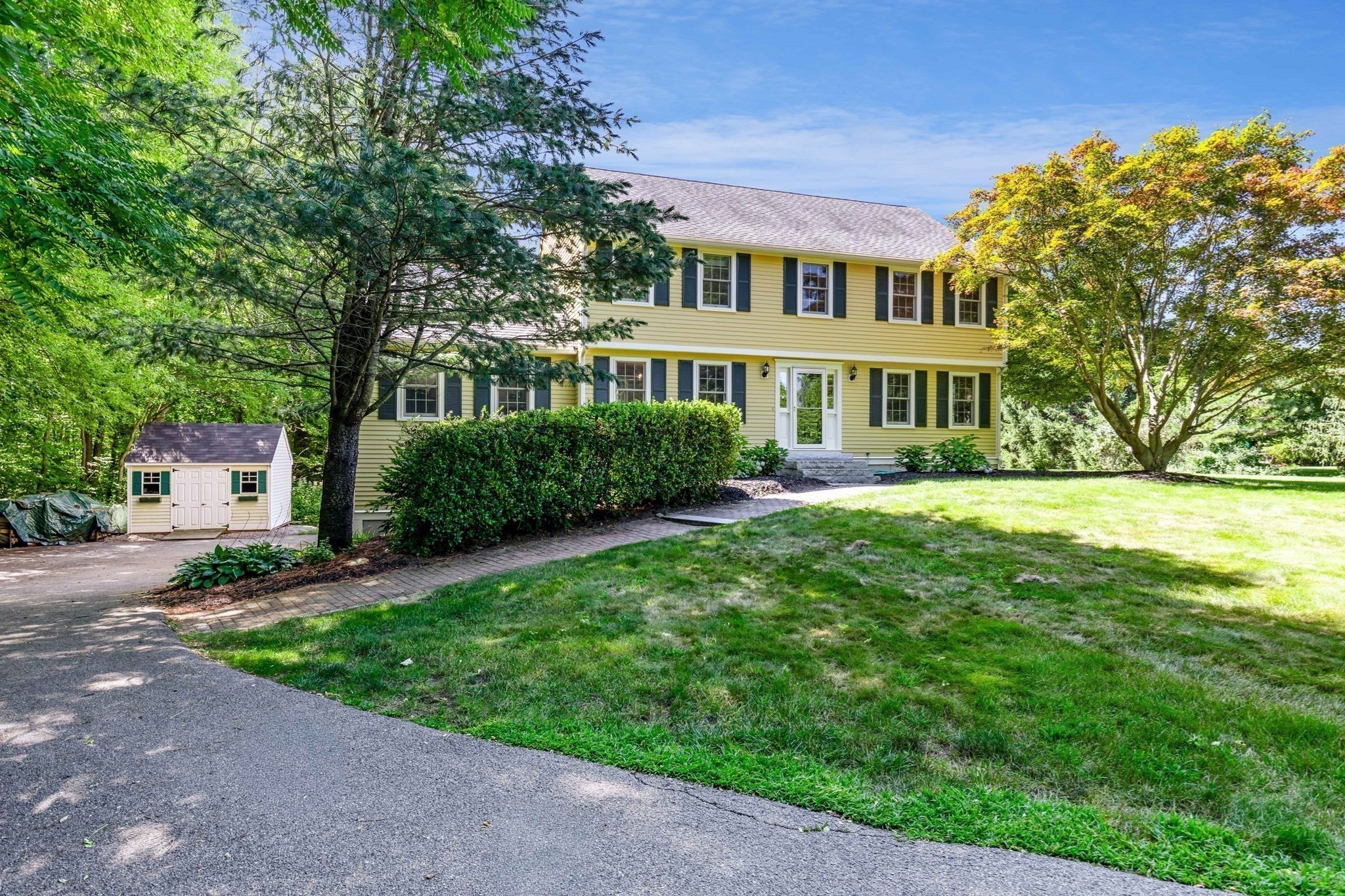5 Locust Grove — photo