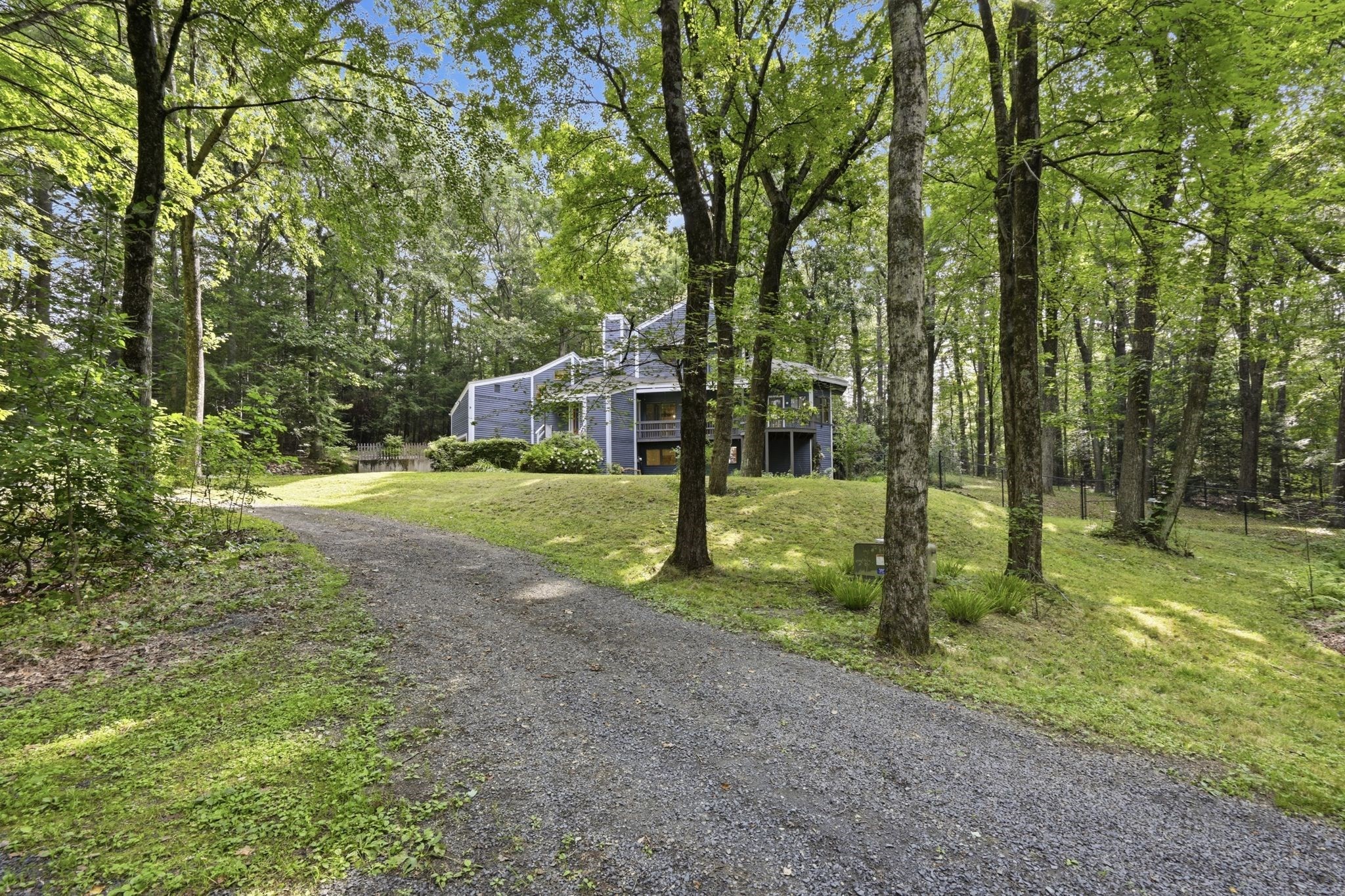 616 Station Road, Amherst, MA 01002 — photo 2