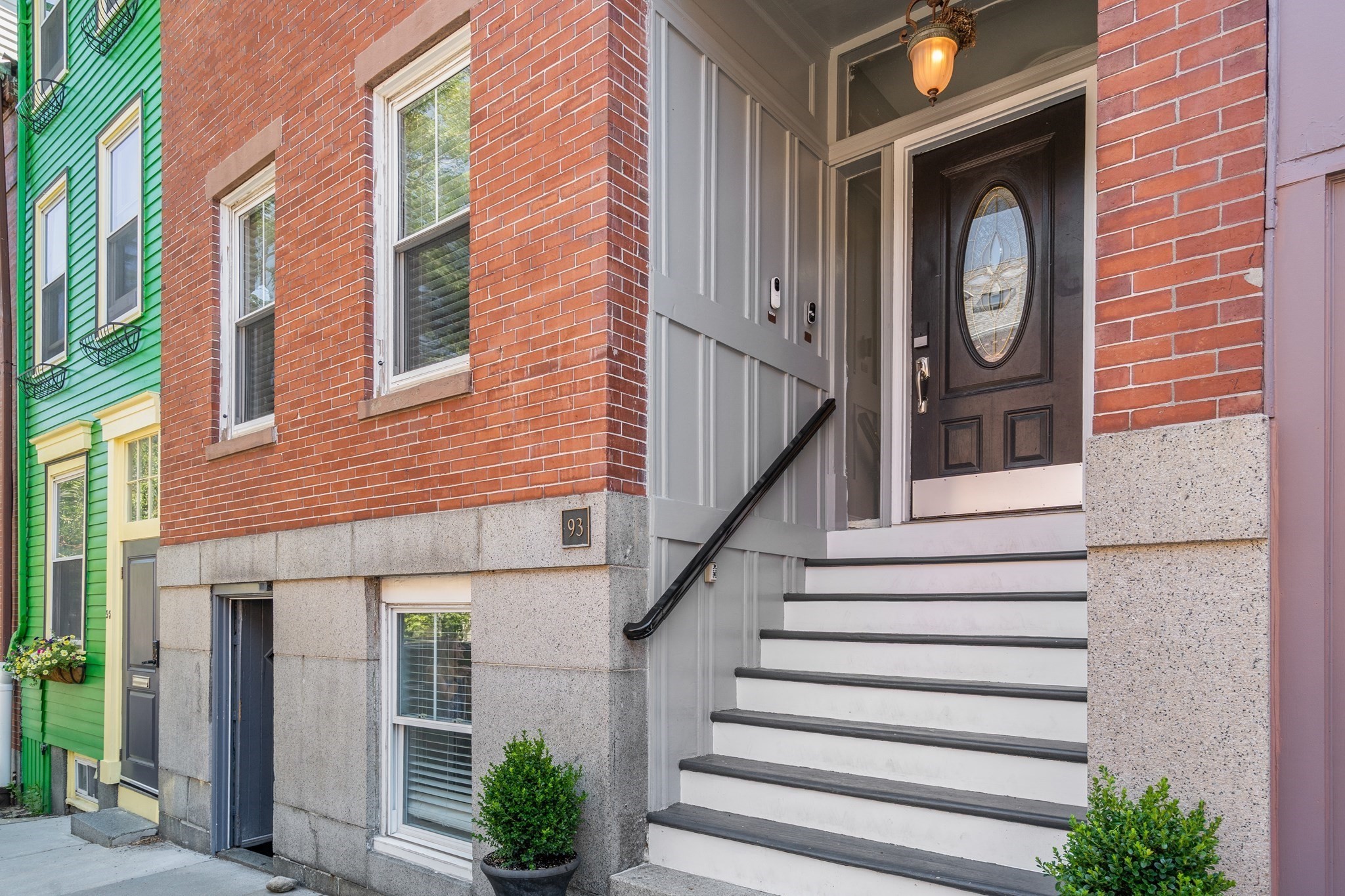 93 Baldwin St #1 — photo