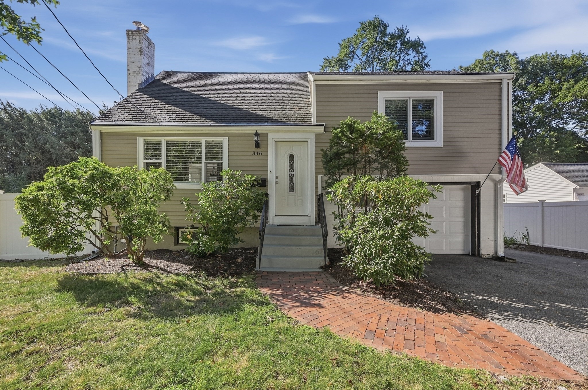 346 Weston Street — photo