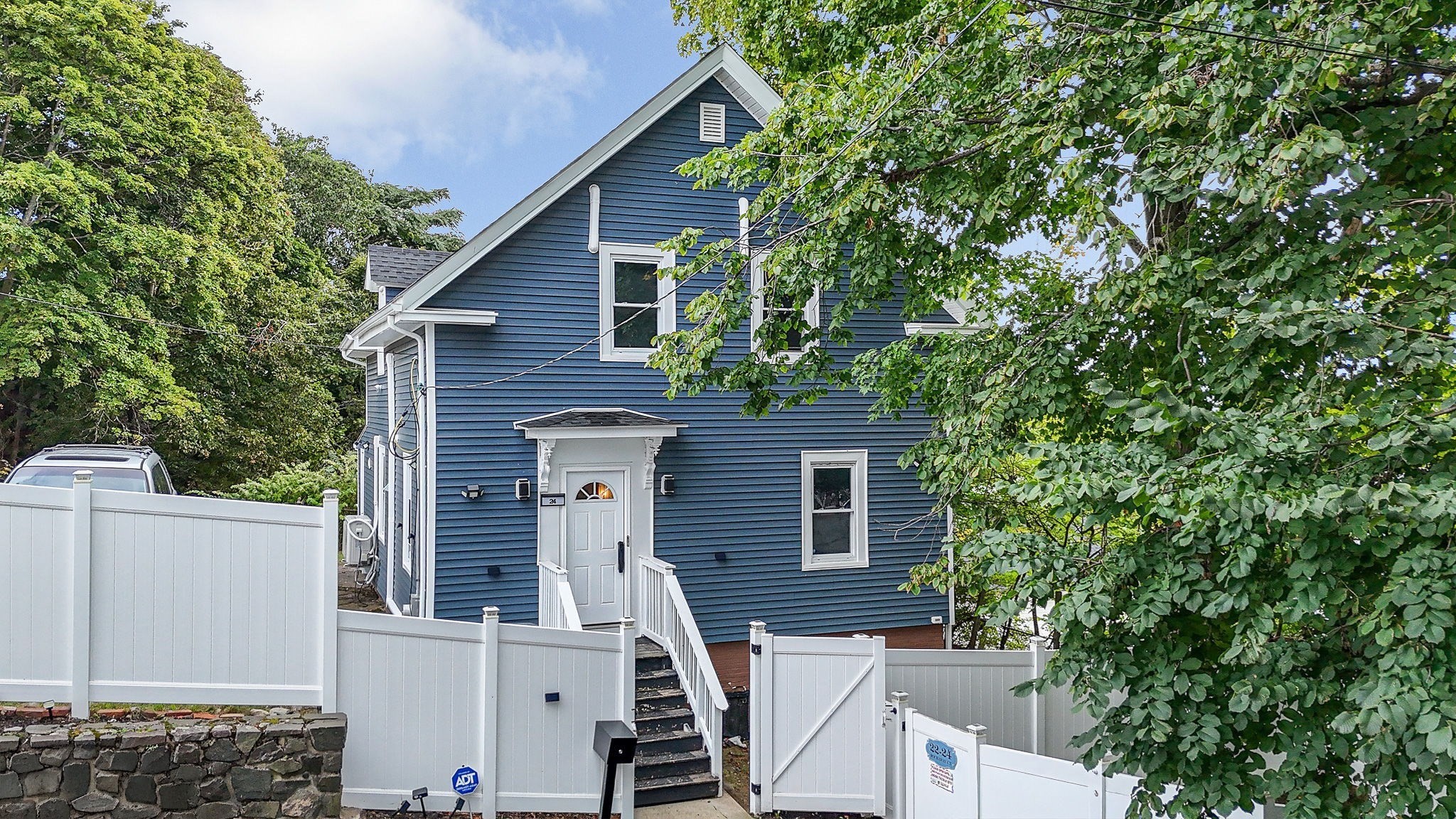 24 Rockaway Ct — photo