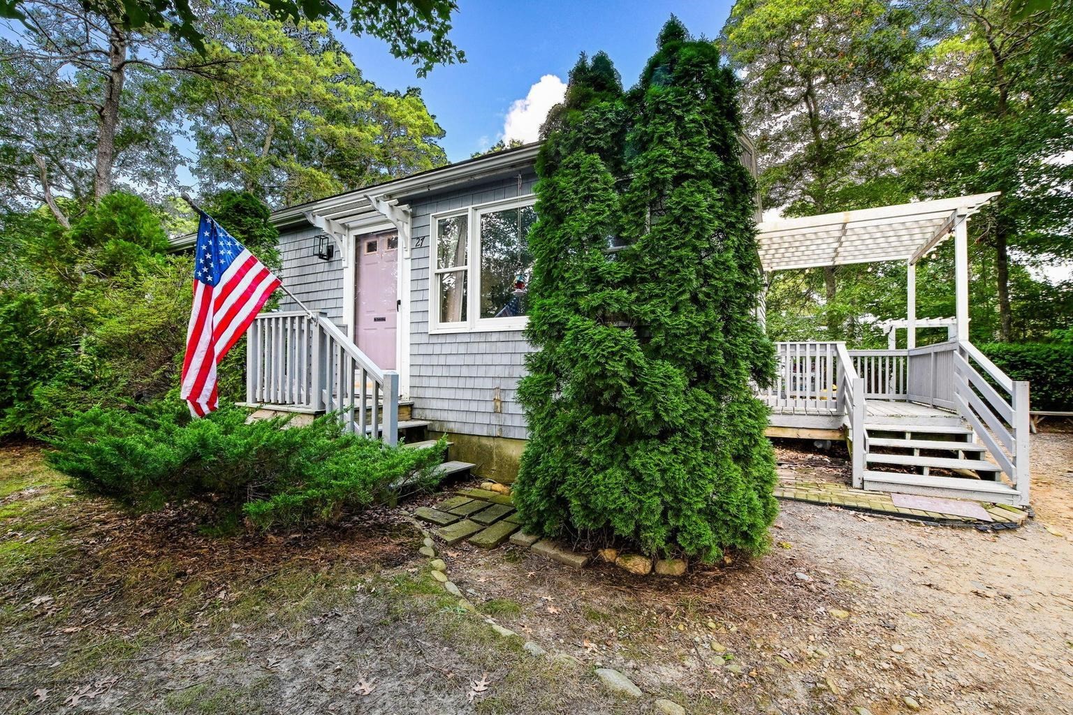 27 Crooked Meadow — photo