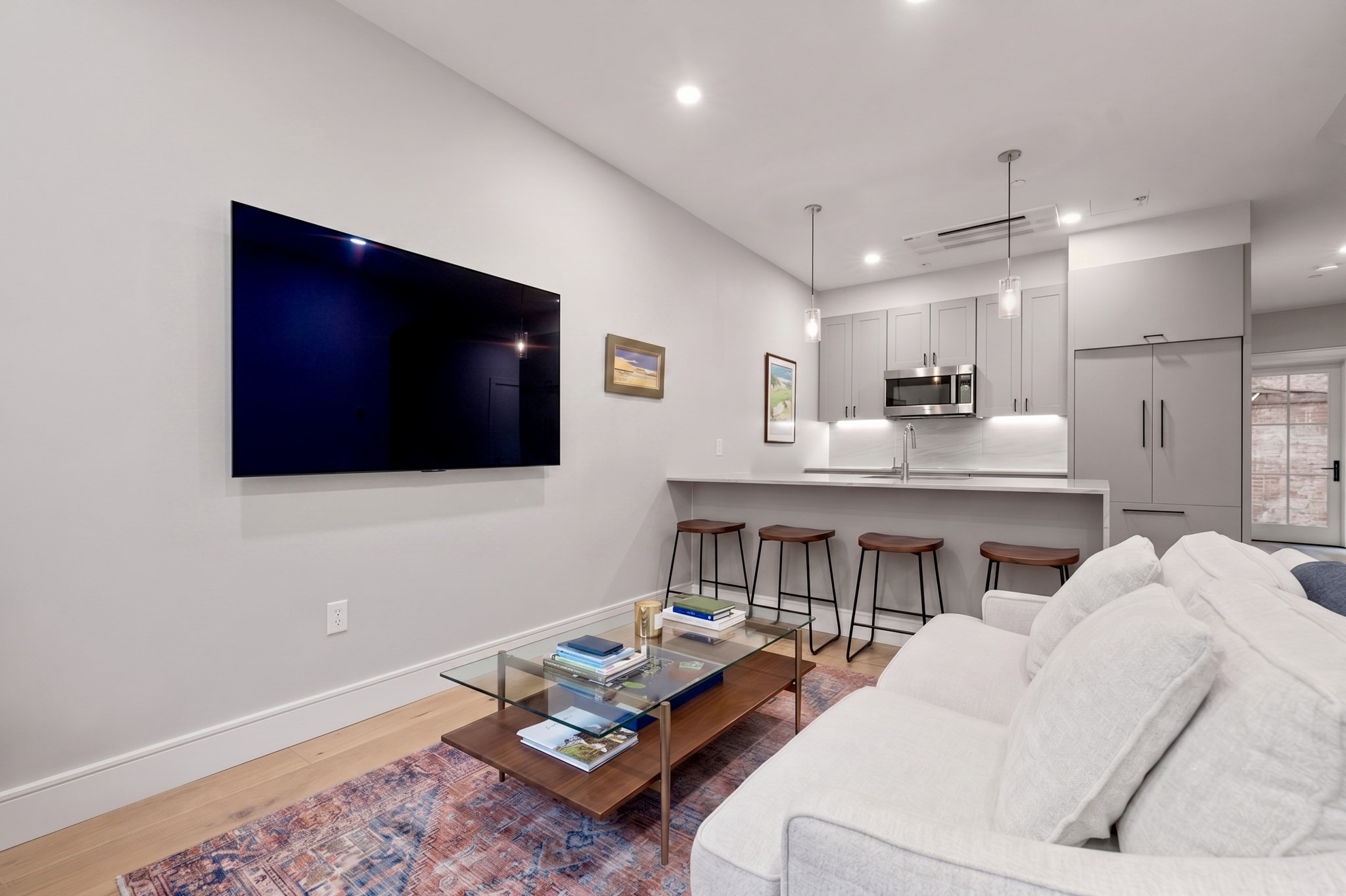 471 Hanover St #2 — photo