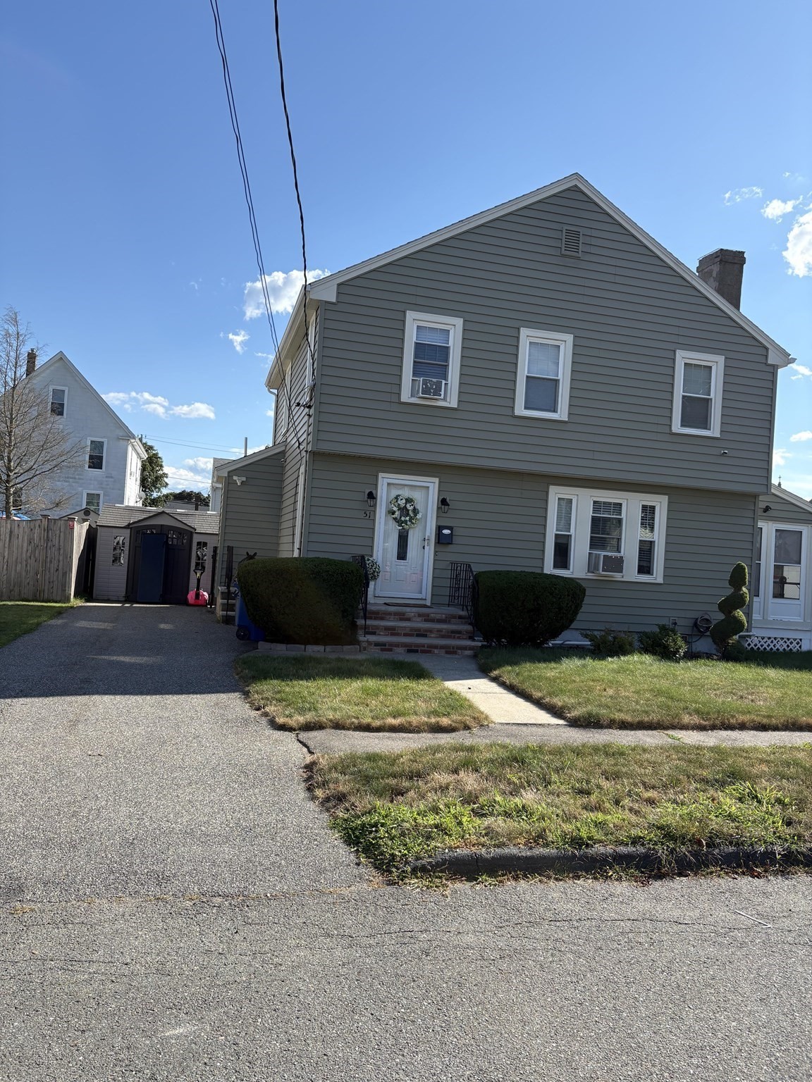 51 Emerson Ave — photo