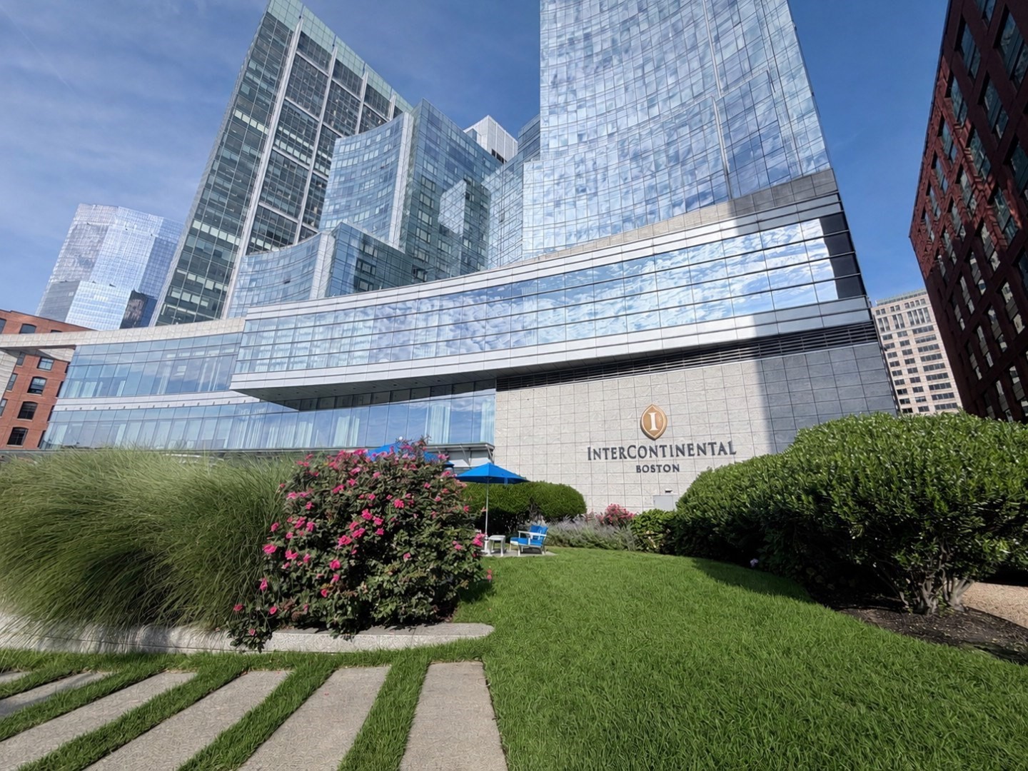 500 Atlantic Ave #17J — photo