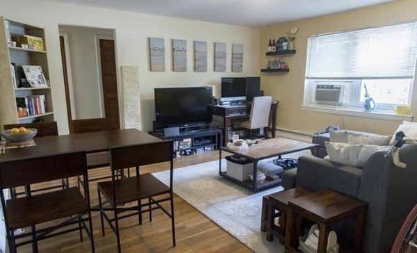 85 Chestnut St #1 — photo