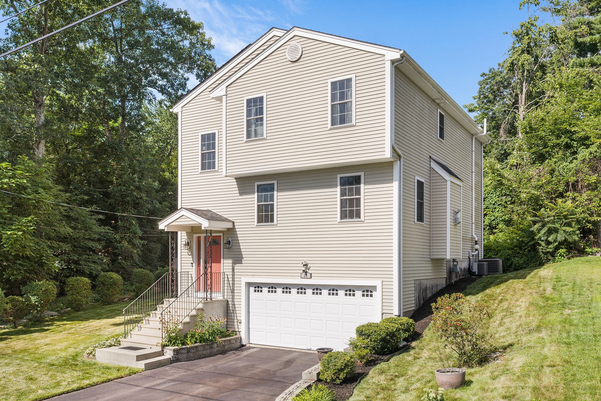 10 Egan Avenue, Worcester, MA 01604 — photo 2