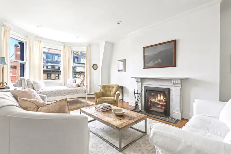 277 Beacon St #4a — photo