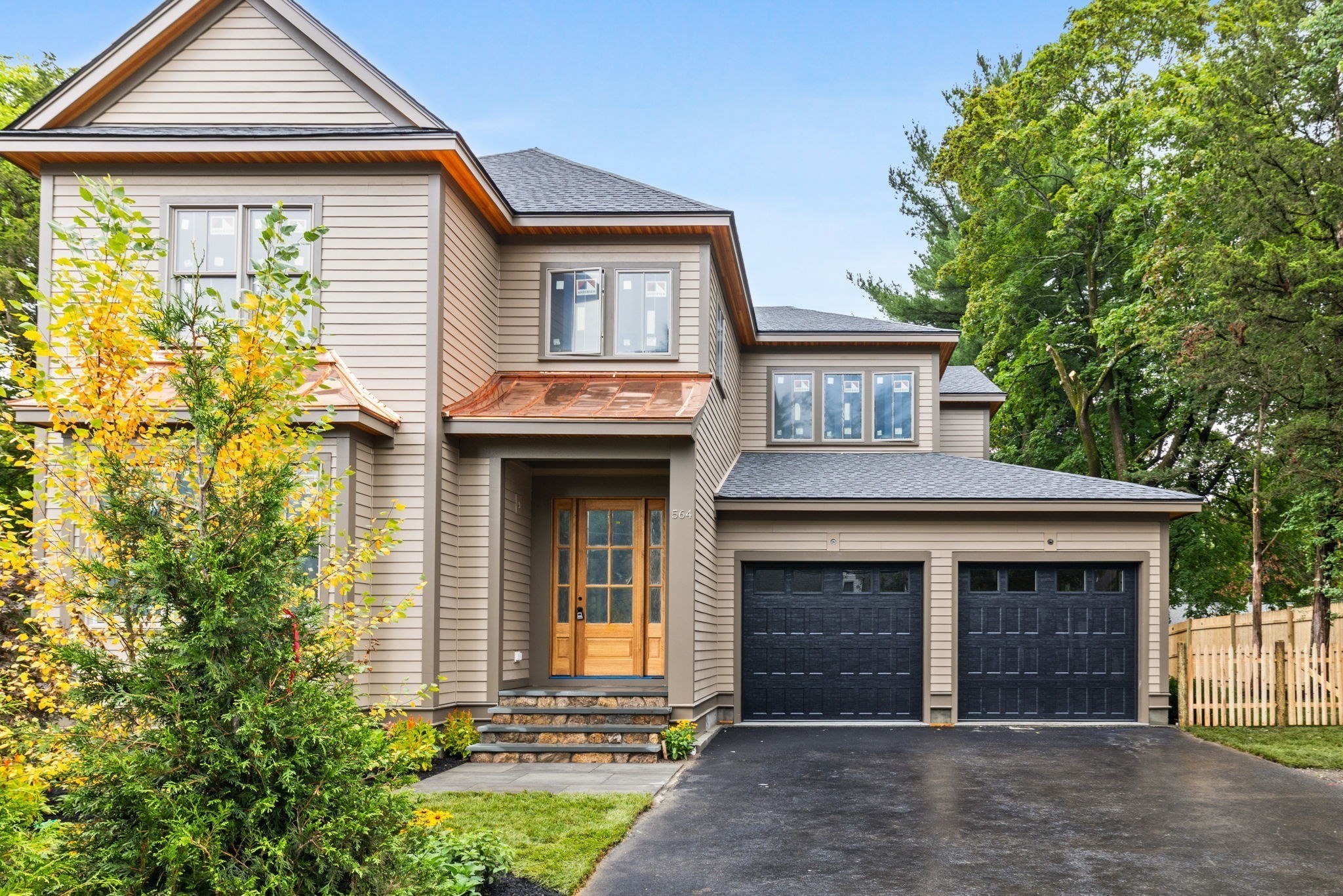 564 Chestnut Street, Needham, MA 02492 — photo 2