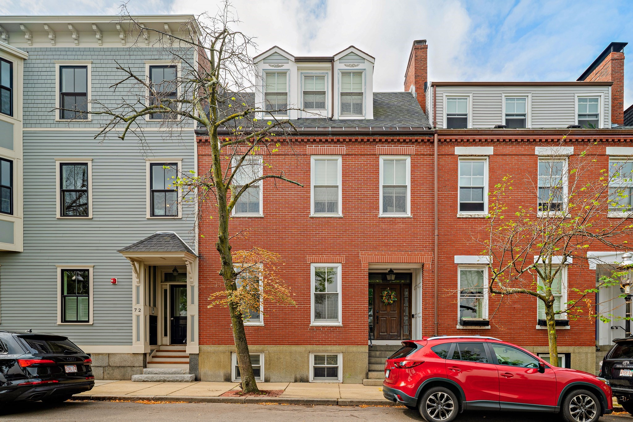 74 Washington St #1 — photo