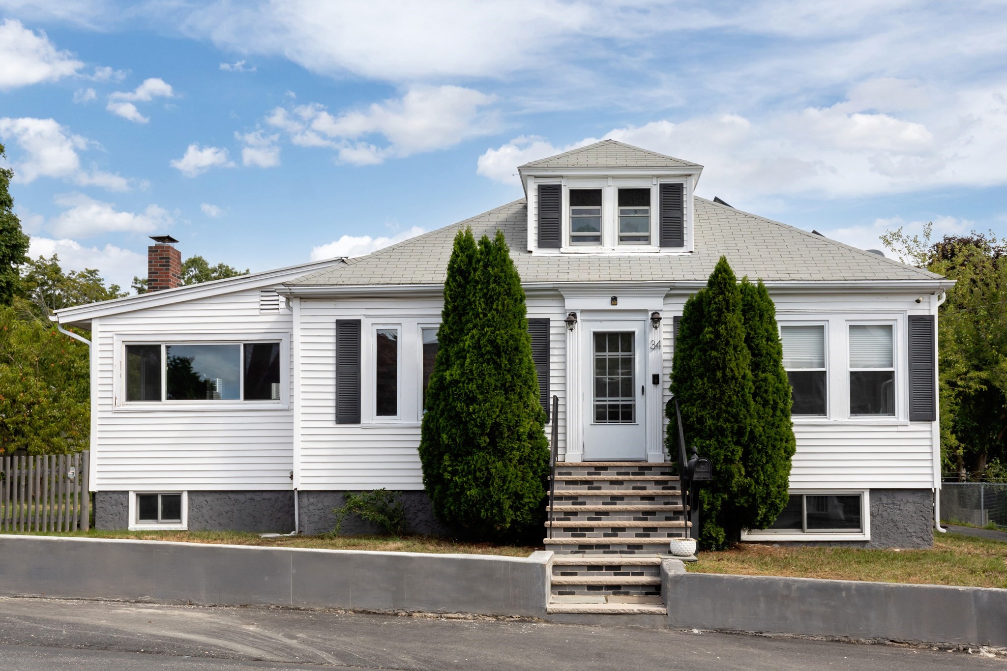 34 Farrington Ave — photo