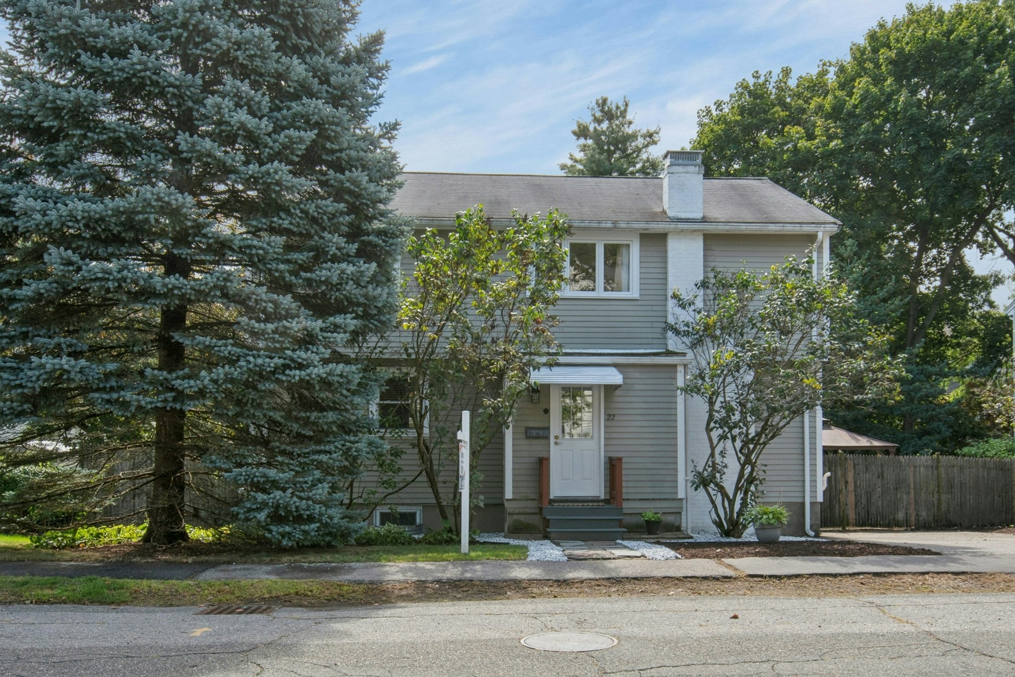 22 Westlund Rd — photo